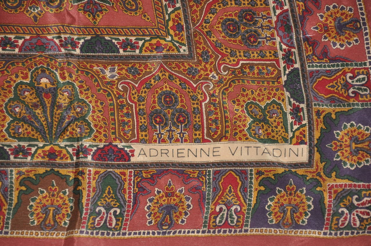 Pañuelo de seda multicolor Palsey Adrienne Vittadini en Bueno estado para la venta en New York, NY