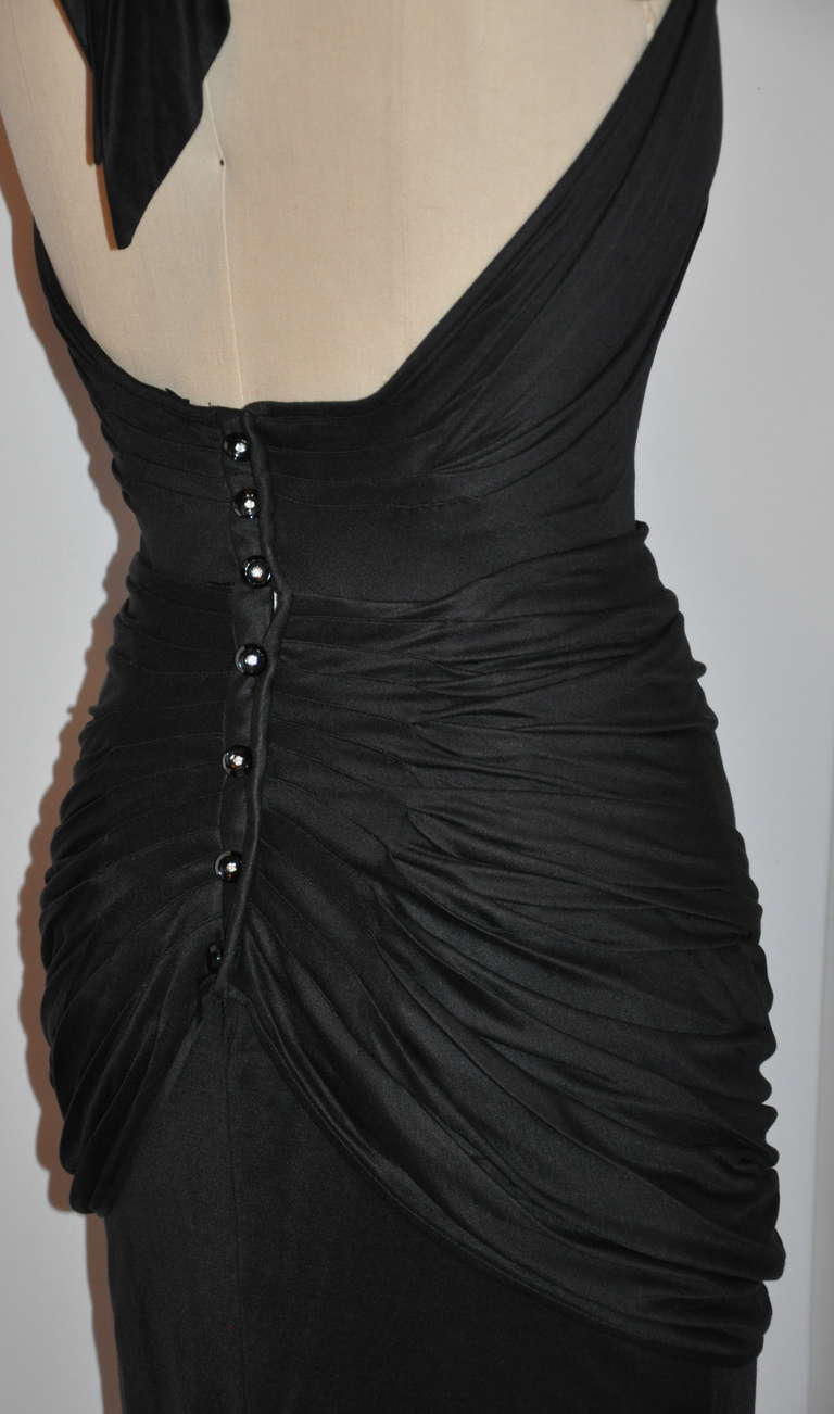 Vintage Body-Hugging Silk Jersey Halter Style Cocktail Dress In Excellent Condition In New York, NY