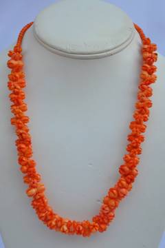 Bold Coral-Hue Resin Floral Necklace