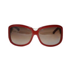 Yves Saint Laurent - Lunettes de soleil en lucite bourgogne avec monture en or « Y »