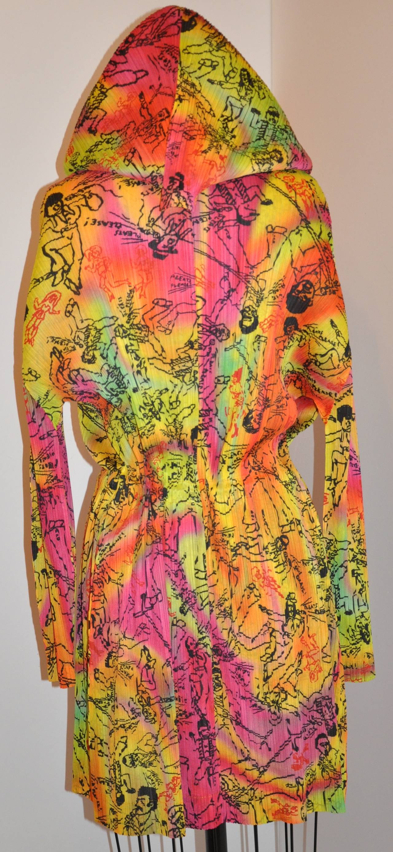 La veste à capuche Issey Miyake à l'imprimé multicolore 