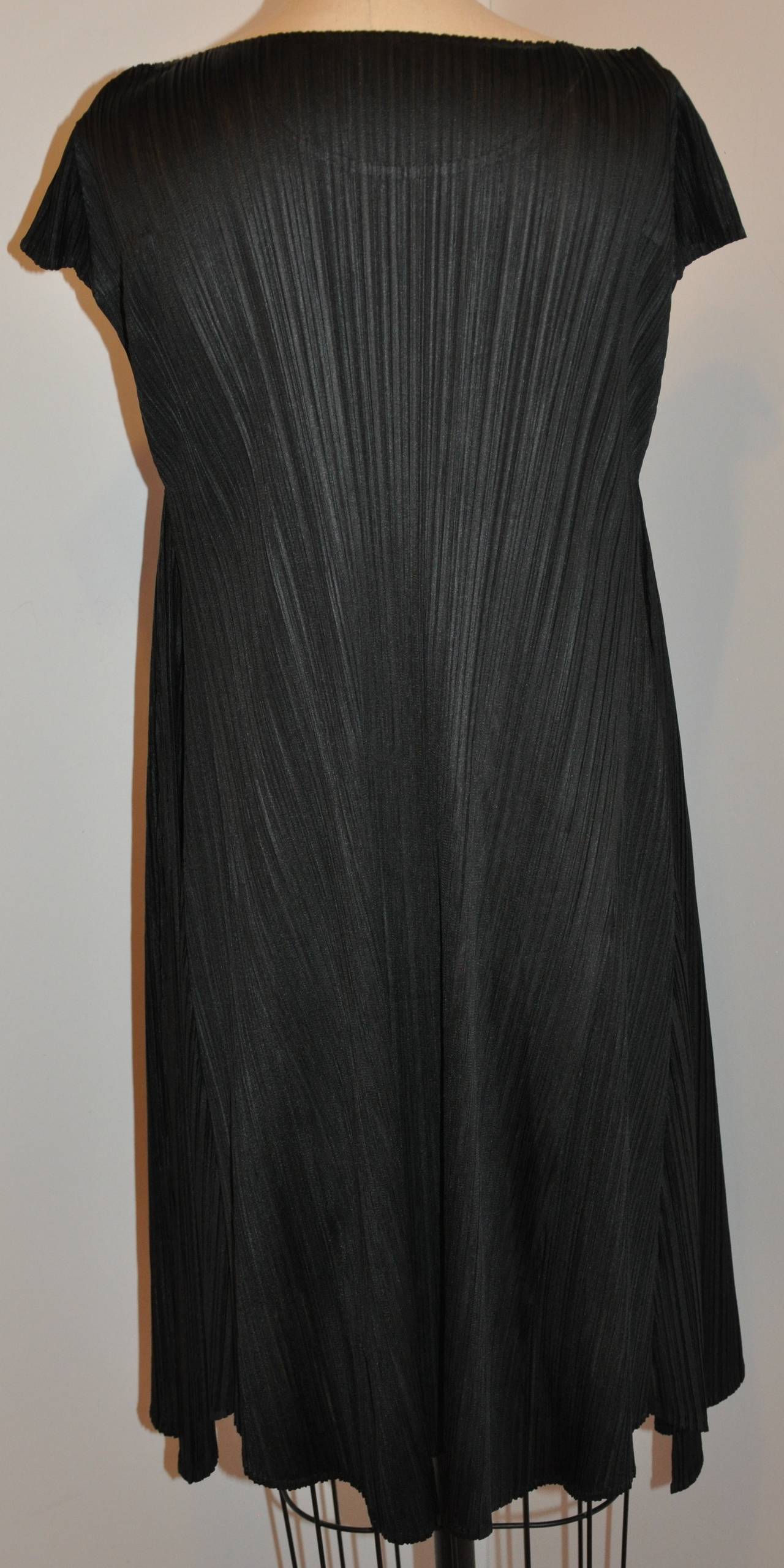 Issey Miyake signature pleated black flared dress measures 35 1/2