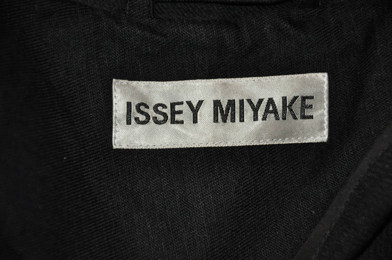 Issey Miyake Dramatic Black Trench-Style Coat with Belt In New Condition In New York, NY