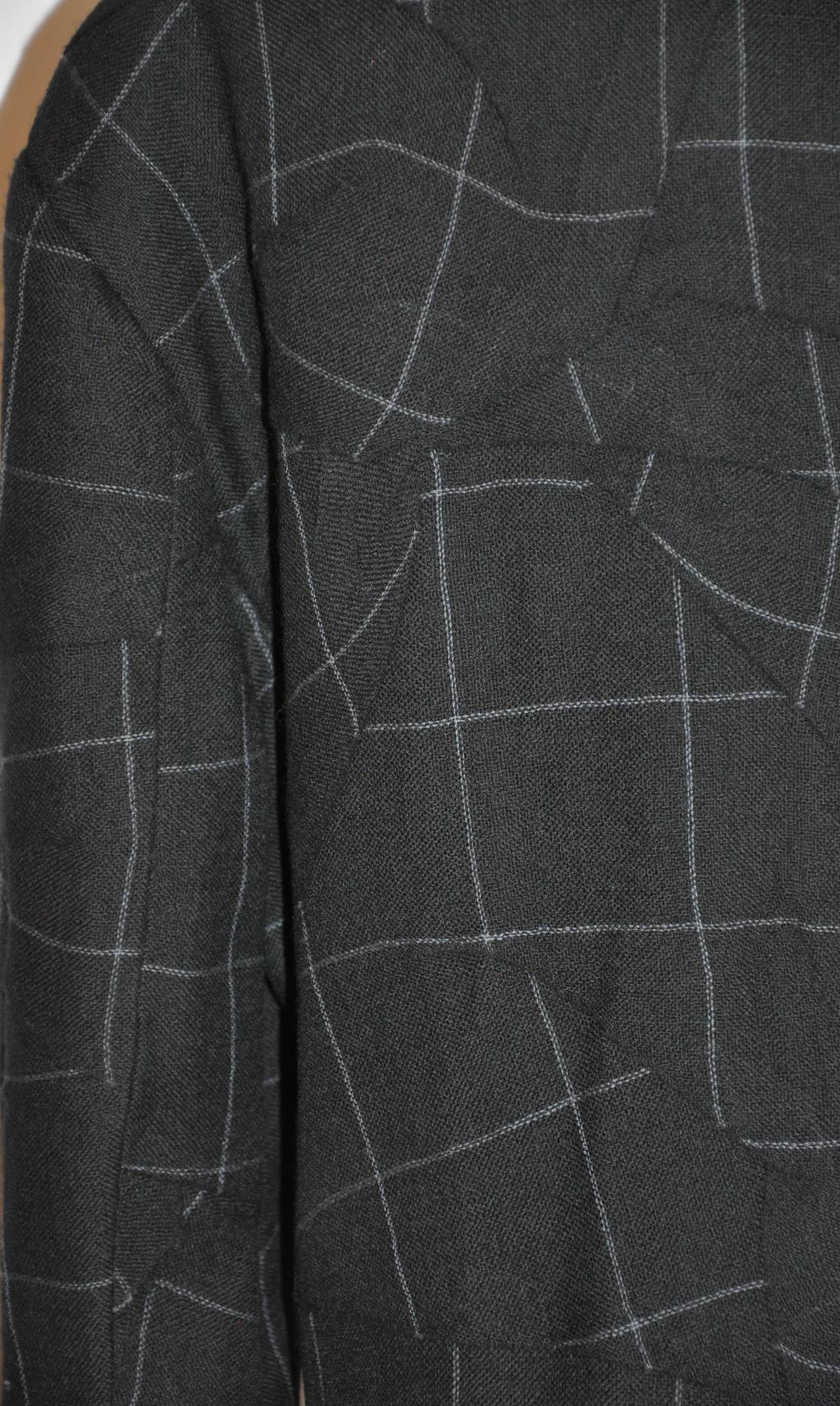 Issey - Laine noire à carreaux déconstruite pour homme  Veste/veste à capuche Neuf - En vente à New York, NY