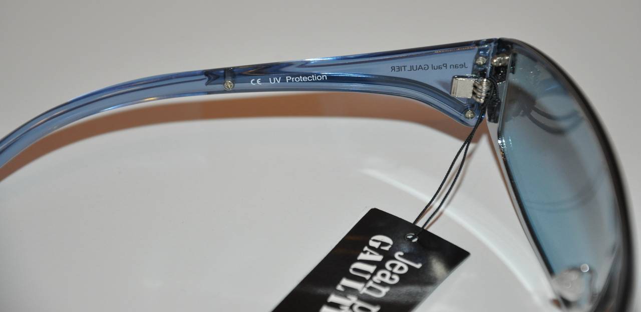 Jean Paul Gaultier Blue Lucite with Blue Shade Sunglasses In New Condition In New York, NY