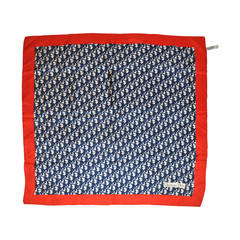 Écharpe en soie rouge:: blanche et bleue à monogramme Christian Dior Signature