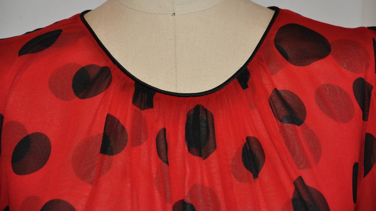 Flora Kung Double Layer Red & Black Silk Chiffon and Crepe de Chine Blouse In Good Condition For Sale In New York, NY