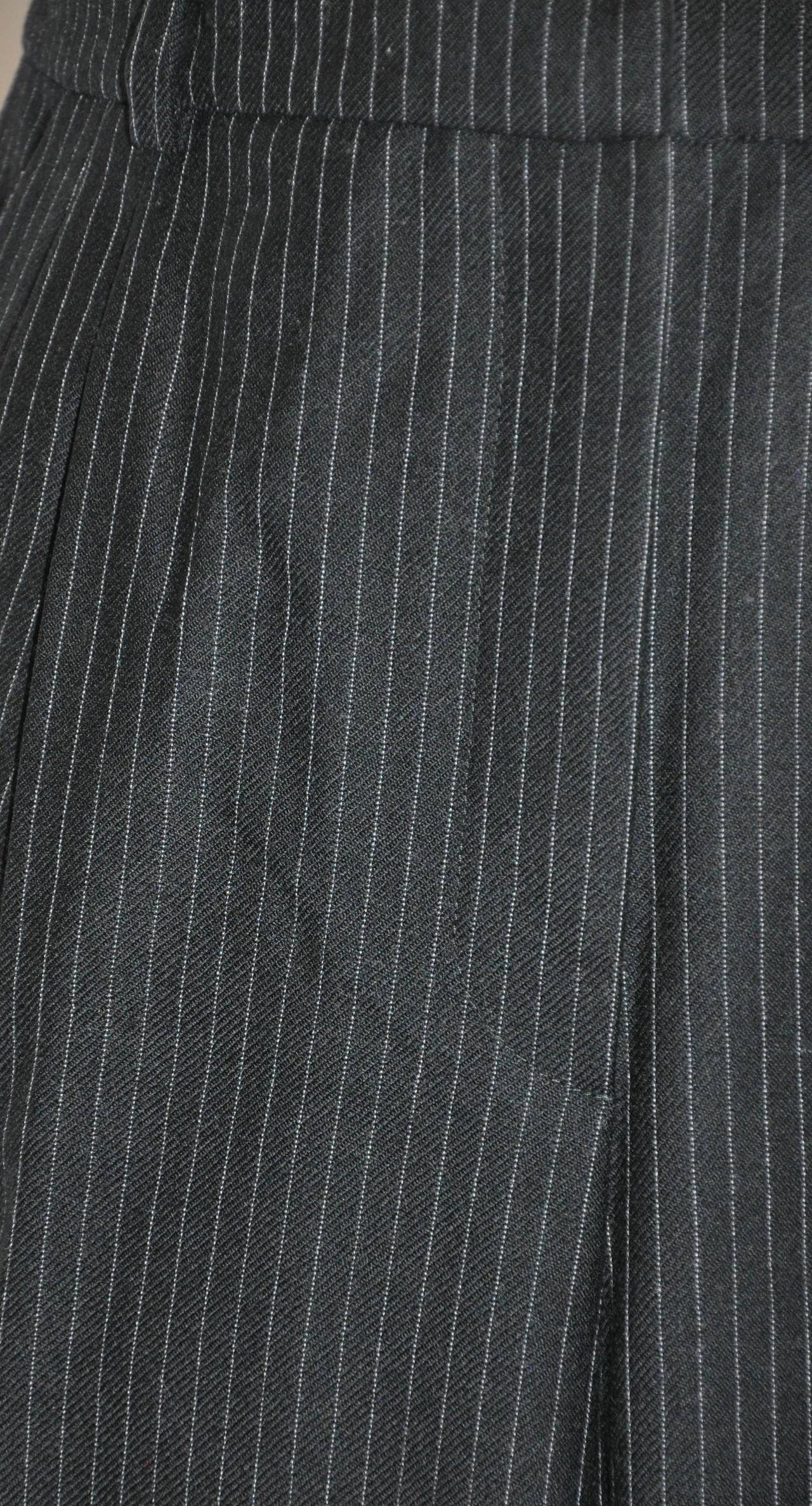 Balenciaga - Pantalon à pinces en laine - Noir Bon état - En vente à New York, NY