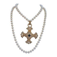 Vintage Magnificent Double-Strand Pearl Necklace with Huge Rhinestone Cross