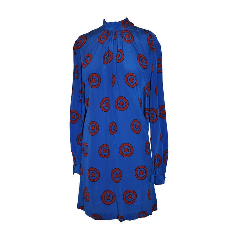 Tunique en soie Apostrophe bleue avec cercles bourgogne