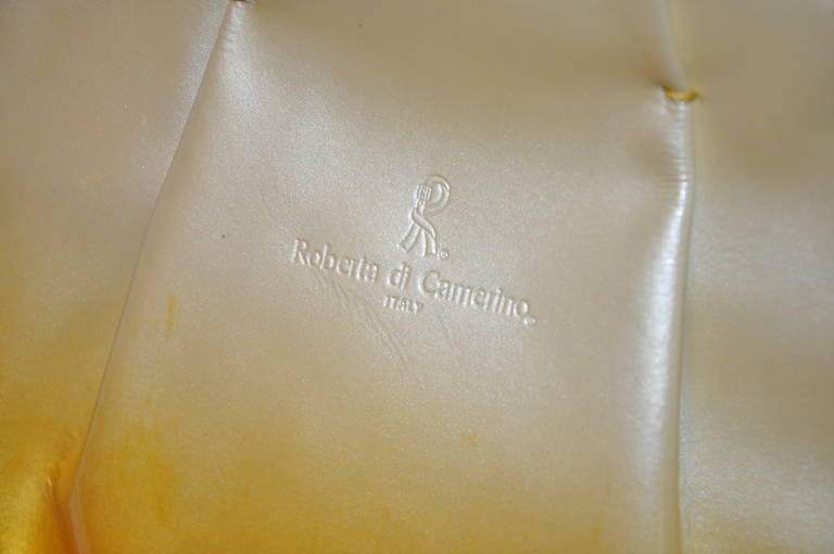 Roberto di Camerino „Sunset“ Dreiteilige Handtasche aus Lackleder (Gelb) im Angebot
