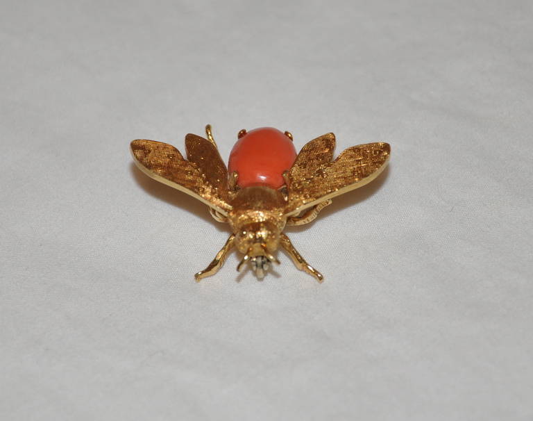 Brown 18K Florentine Finish Bee Accented with Coral Brooch For Sale