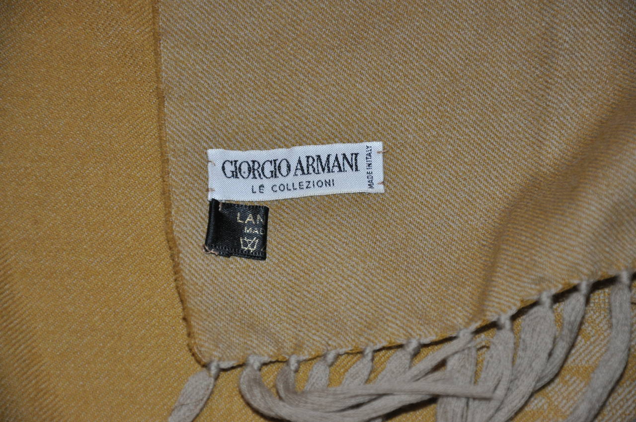 Georigo Armani - Écharpe « Le Collezioni » - Énorme écharpe à imprimé floral vert olive et taupe Excellent état - En vente à New York, NY