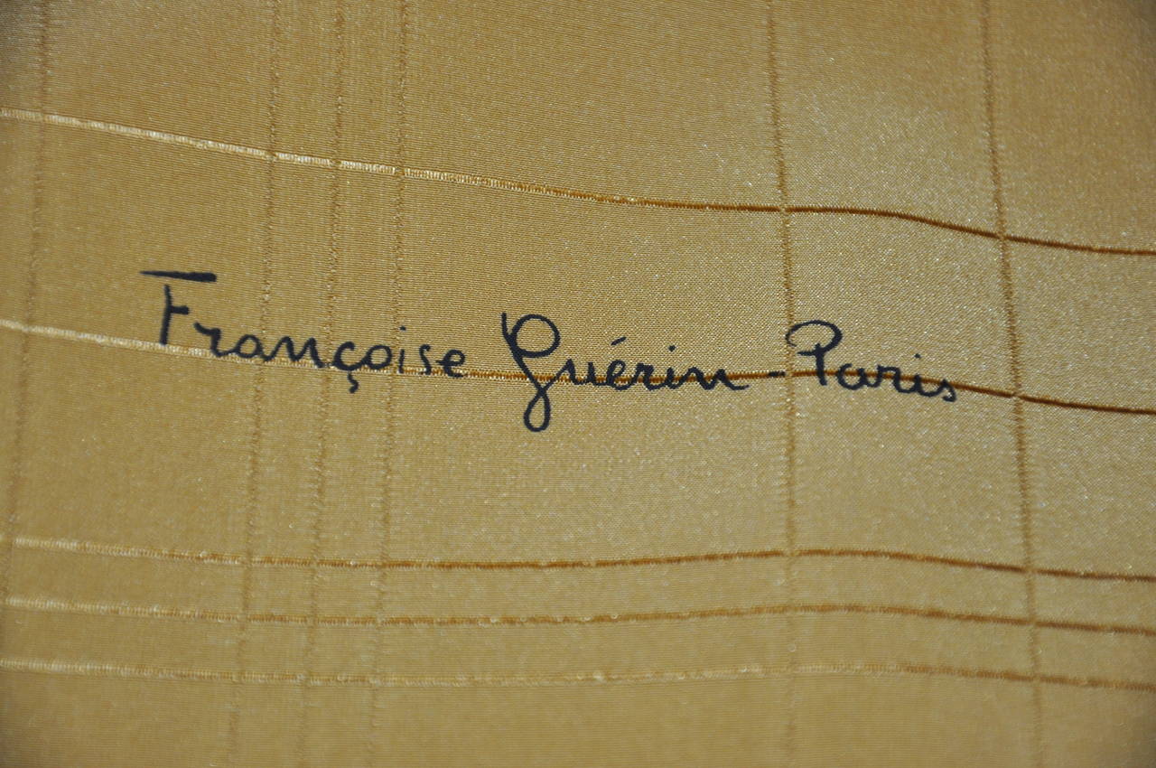 Il foulard in seta di Francoise Guerin of Paris misura 11