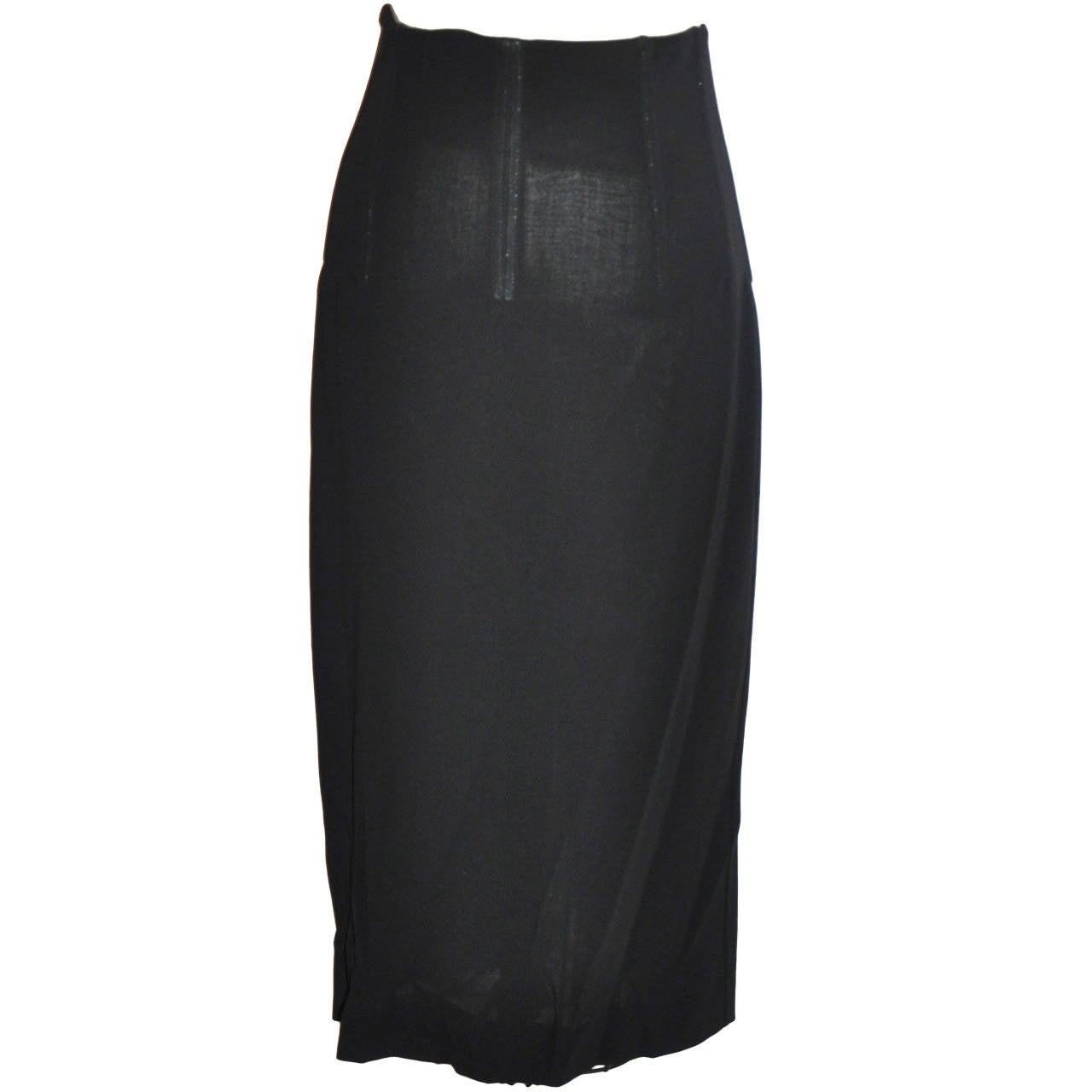 Dolce and Gabbana Form-Fitting Black Skirt with Boning For Sale at 1stdibs