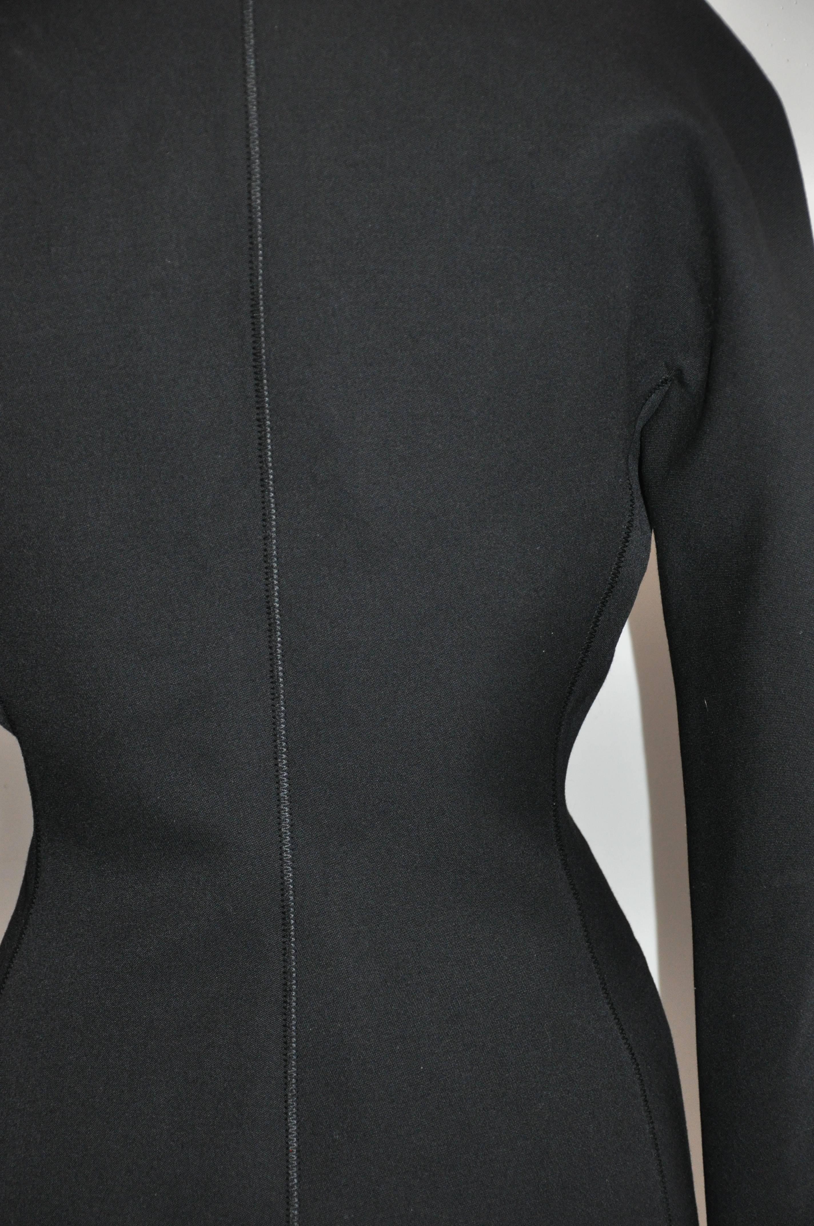 Claude Montana Signature Schwarze Jacke aus Seidensatin mit Formbesatz akzentuiert im Angebot 3
