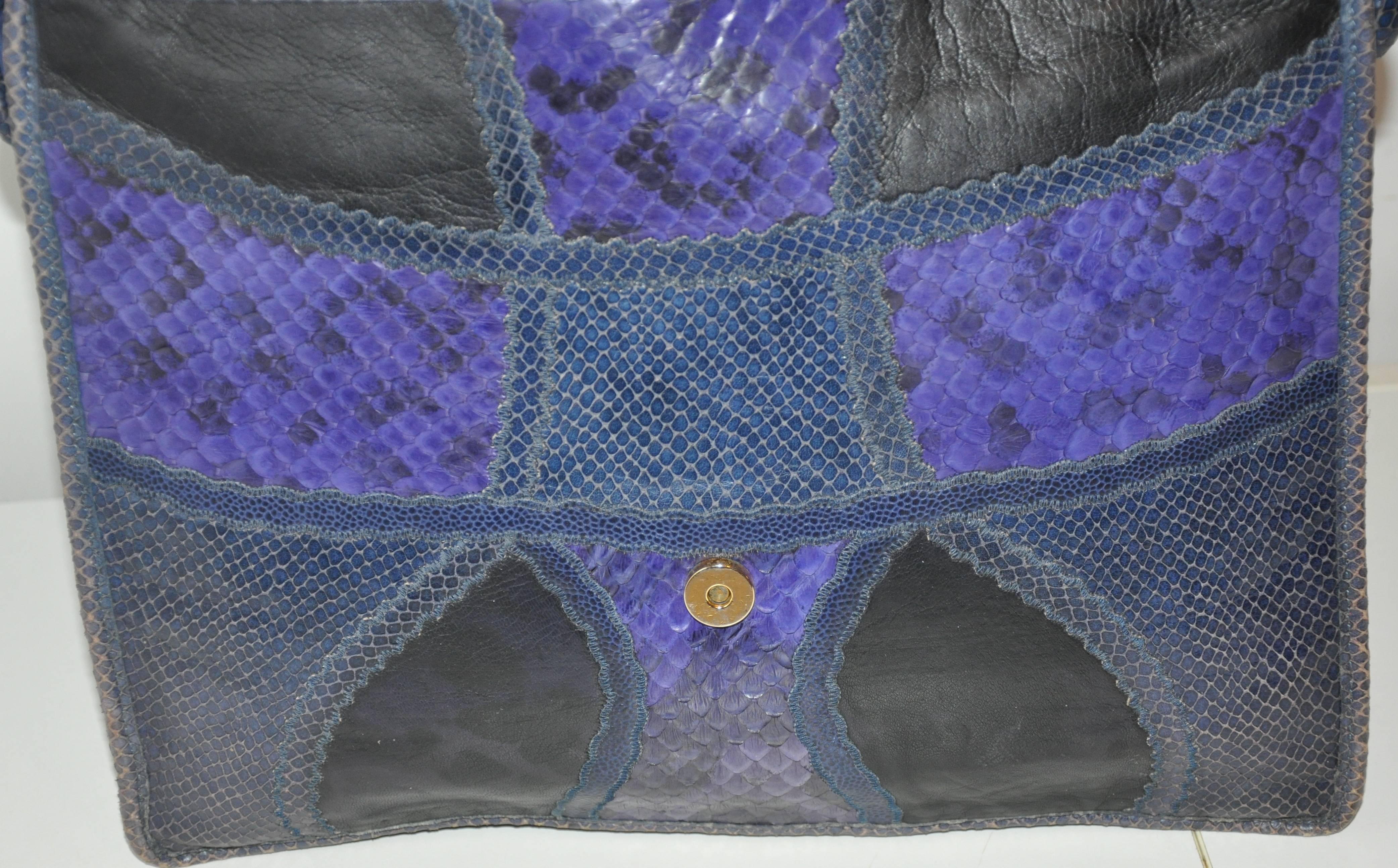 Carlos Falchi - Grand sac à bandoulière et pochette multicolore en cuir multicolore, rare Bon état - En vente à New York, NY