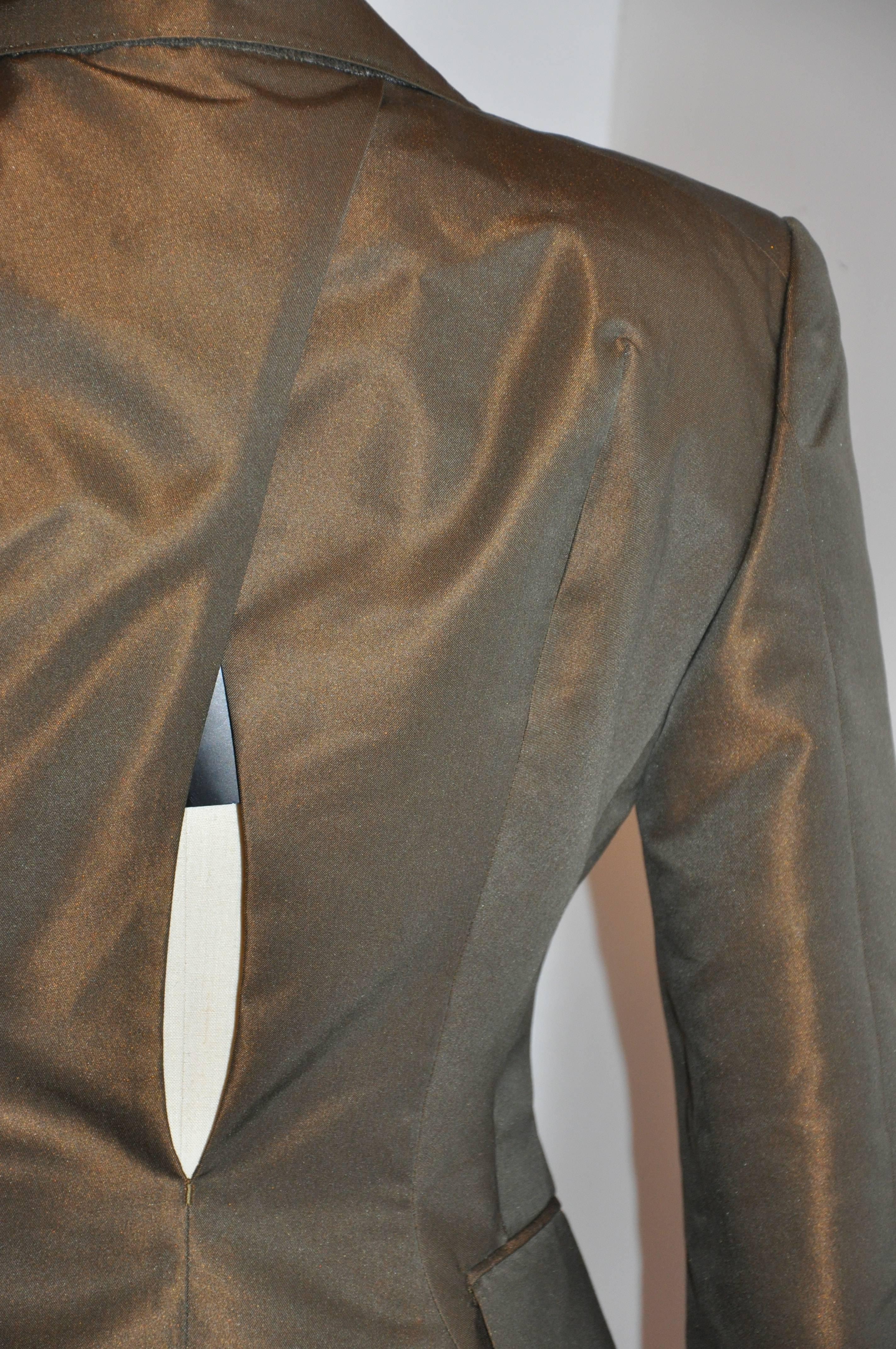 Blazer déconstruit en soie bronze de Junya Watanabe pour Comme des Garçons Neuf - En vente à New York, NY