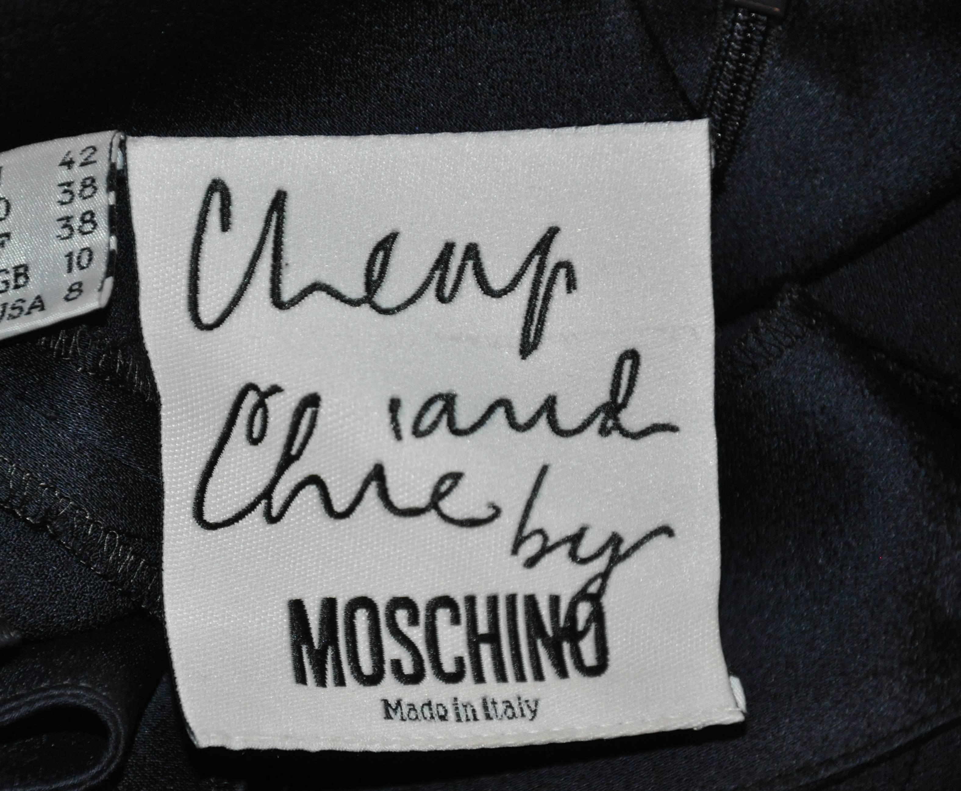 Moschino: dunkles marineblaues mehrteiliges Kleid aus Krepp  Damen im Angebot
