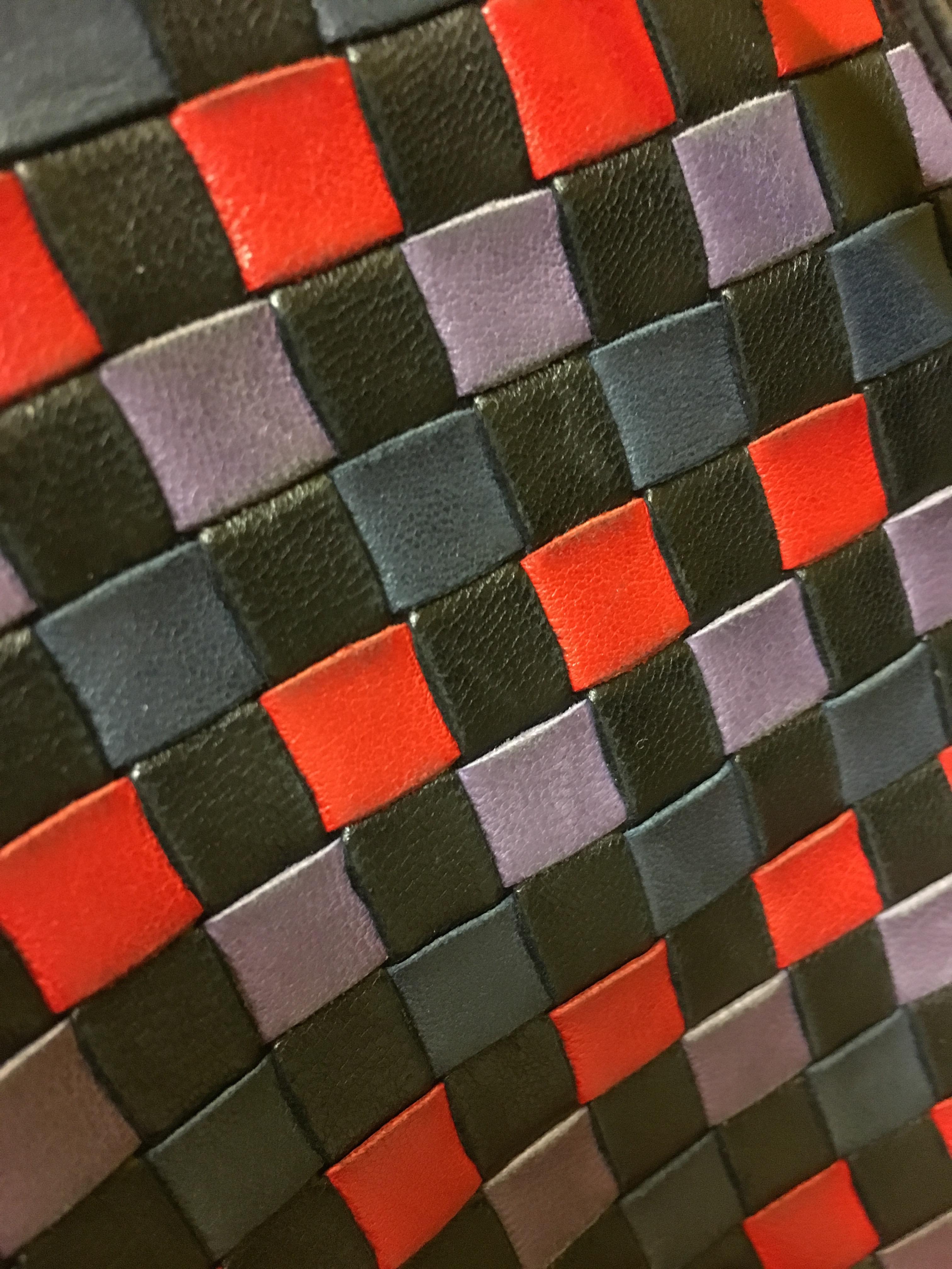 Bottega Veneta Multicolored Cross-Body Shoulder Bag In Good Condition For Sale In New York, NY