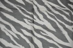 Bufanda Burmel Negra y Blanca "Running Zebras