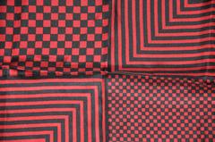 Fazzoletto da uomo in seta a scacchi rosso scuro e blu navy