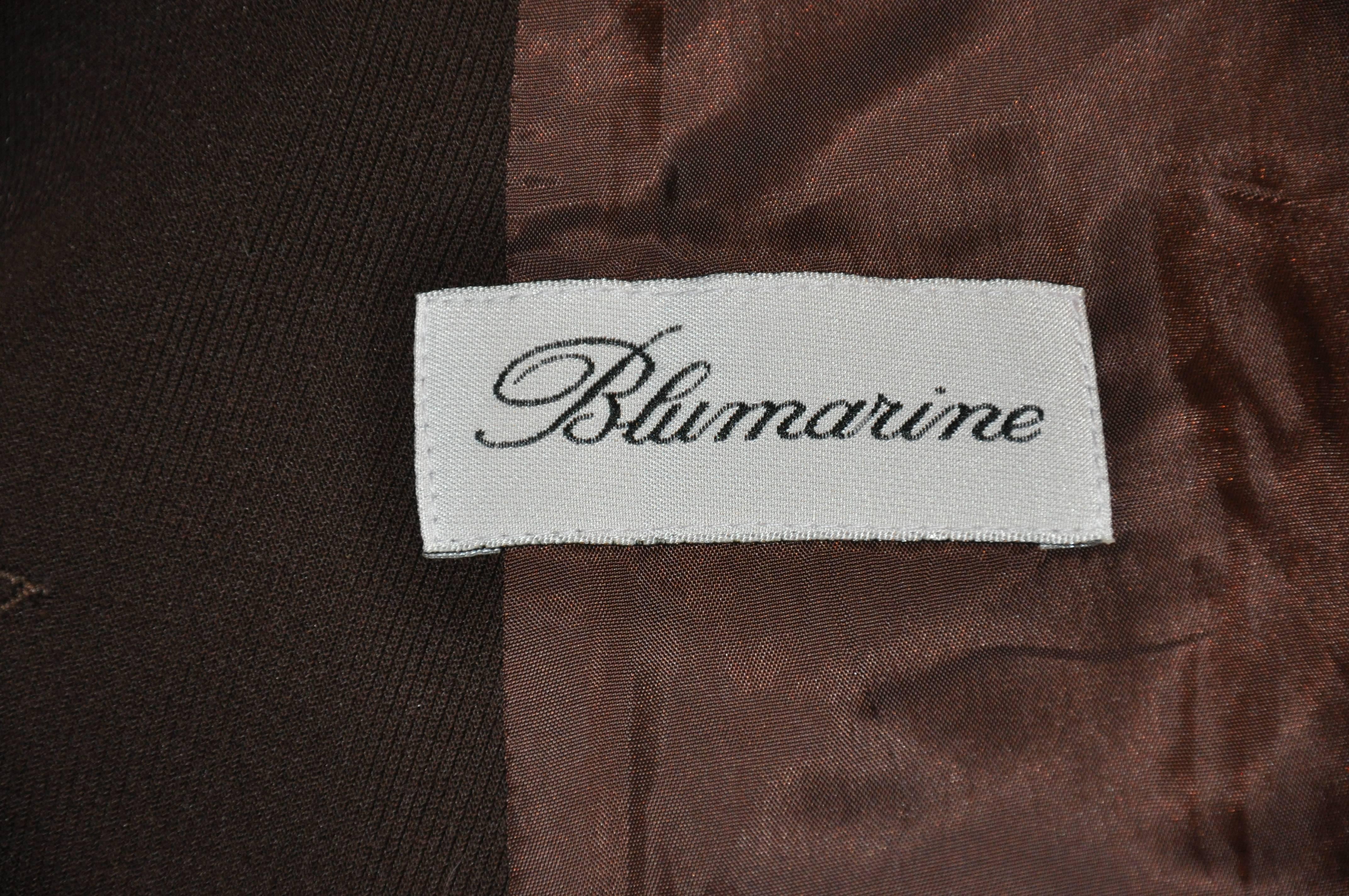 Women's Blumarine Coco Brown Form-Fitting with Fox-Collar Button Jacket For Sale