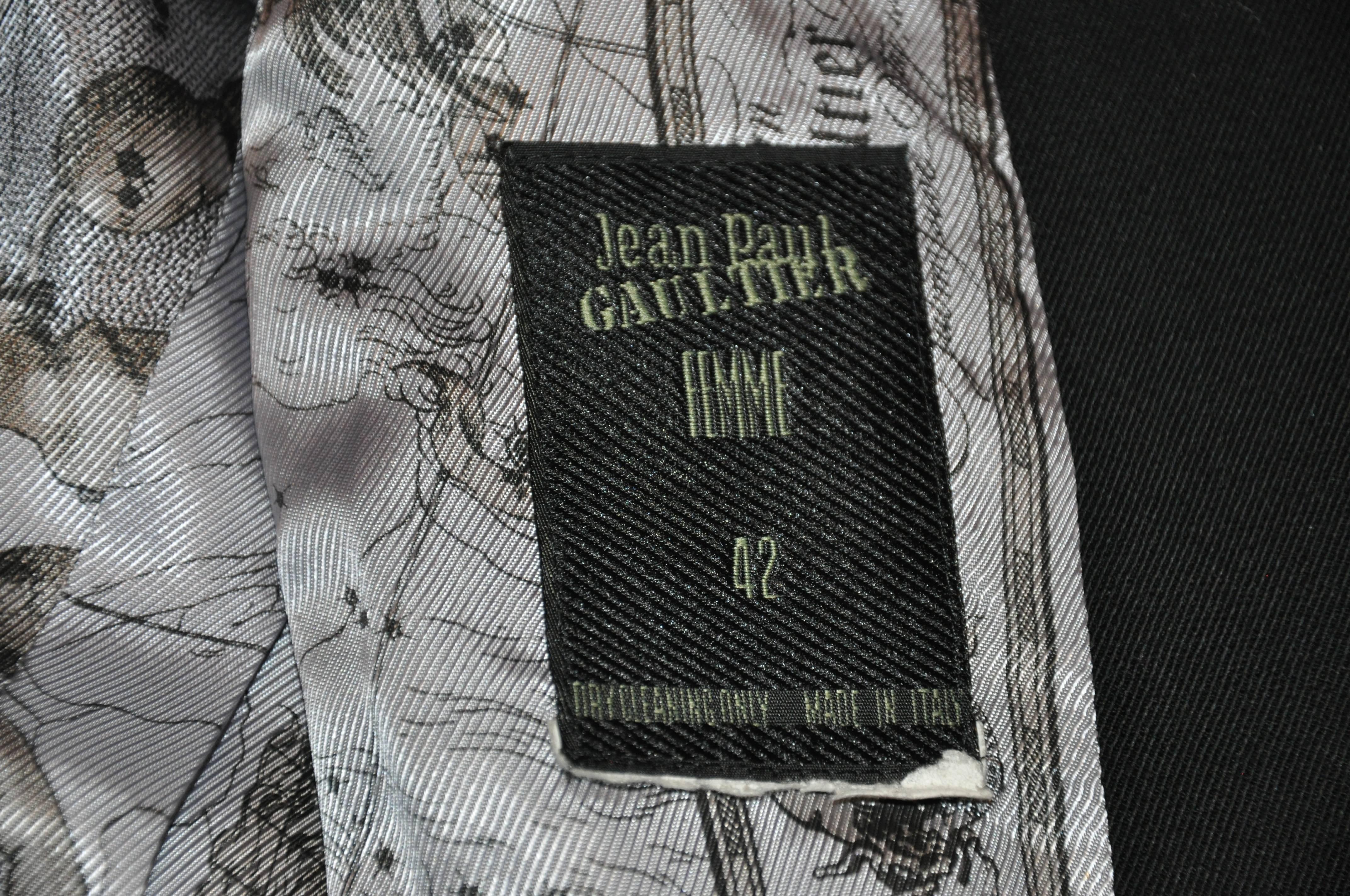 Jean Paul Gaultier Chaqueta negra con botones estilo 