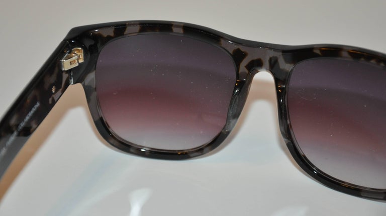 Matthew Williamson and Linda Farrow Clear Olive Tortoise Shell Sunglasses  For Sale at 1stDibs | linda farrow sale