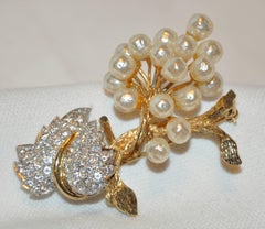 Stunning Faux Pearls with Faux Brilliant Diamonds Floral & Leaves Brooch