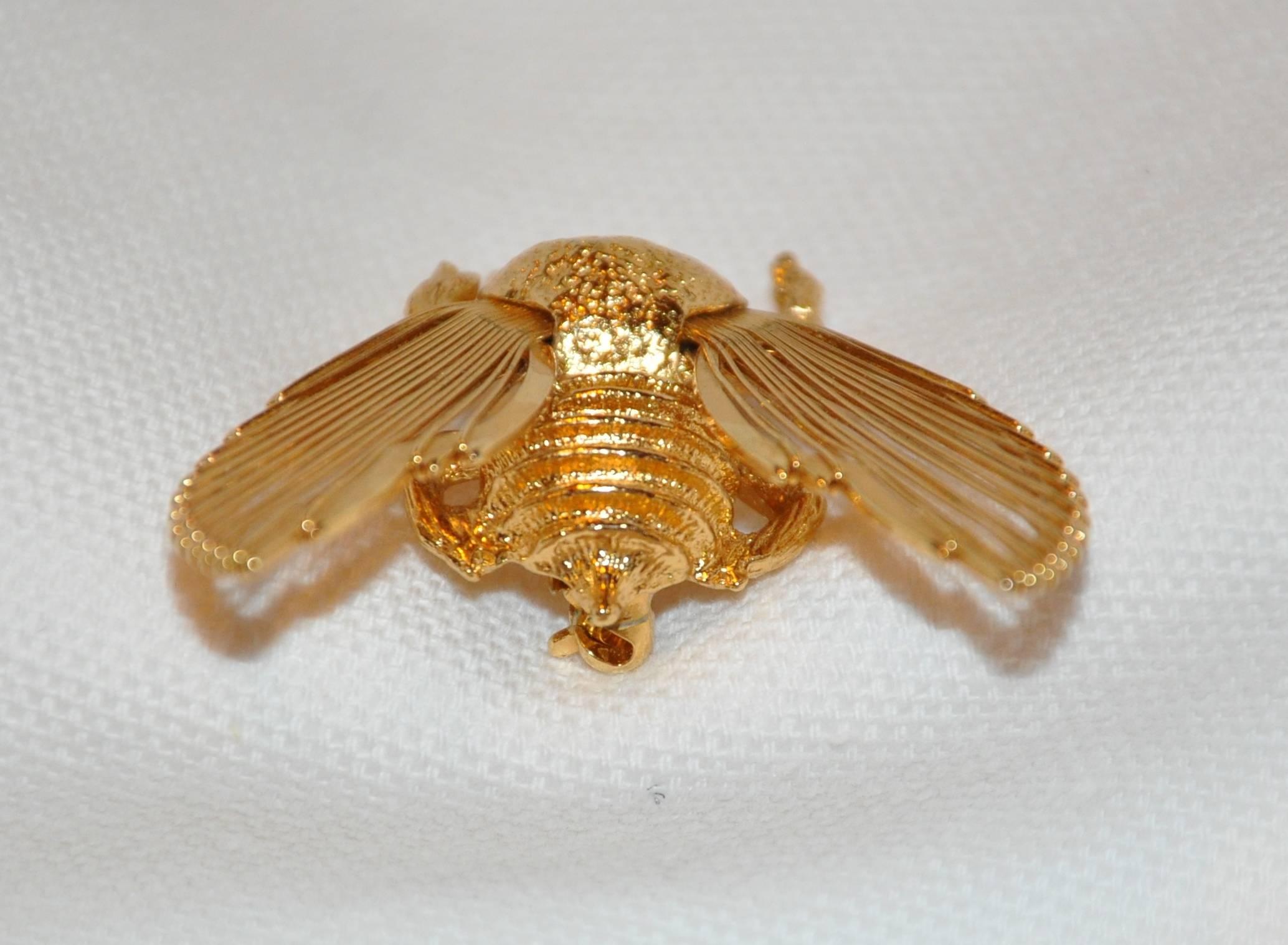 monet bee brooch