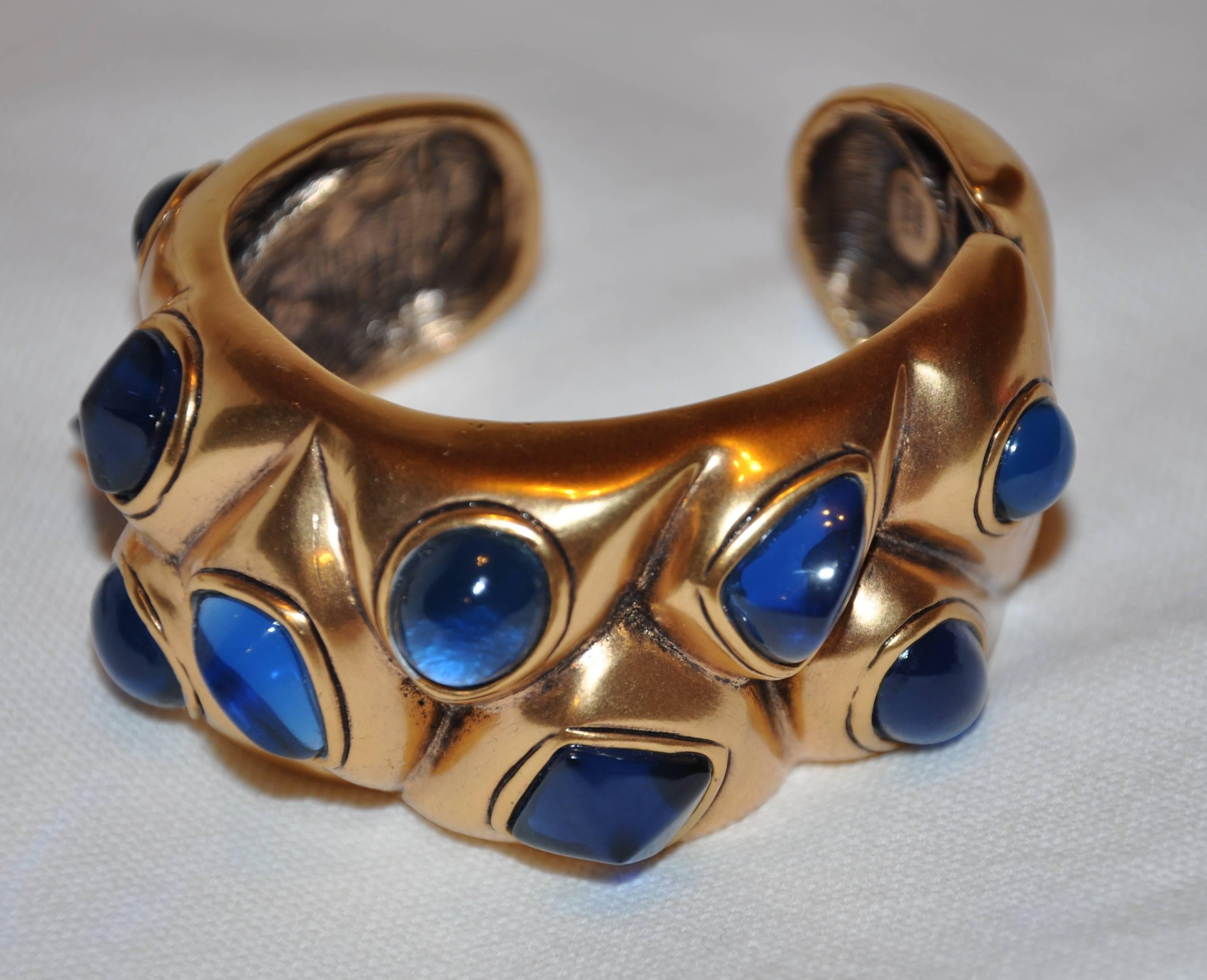 Oscar De La Renta Collana e Bracciale in Oro Dorato con Vetro Pour In condizioni buone in vendita a New York, NY