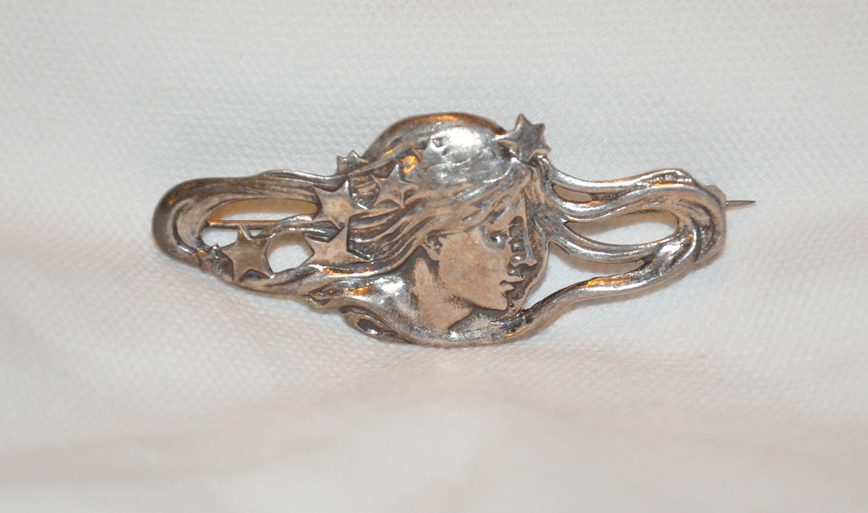 Broche « Lady and Stars » en argent sterling 925 de style Art nouveau Bon état - En vente à New York, NY