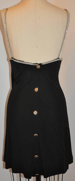 Todd Oldham Schwarzes Abendkleid mit zwei Ketten und Strasssteinen akzentuiert