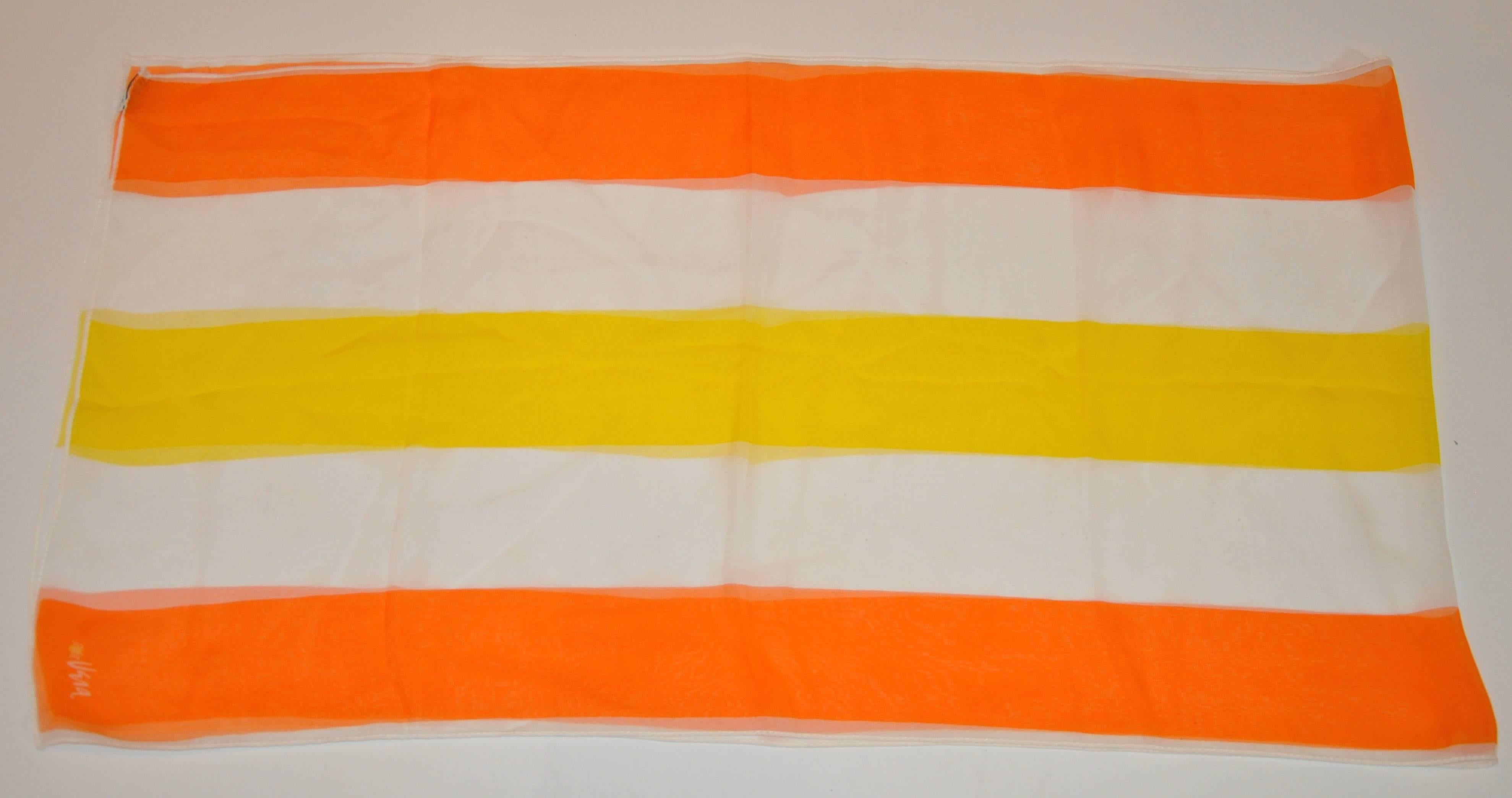 Orange Écharpe en mousseline de soie blanche, mandarine et jaune Vera en vente