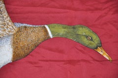 Asprey Signature Burgunderfarbener Seidenschal "Geese" mit goldener Bordüre