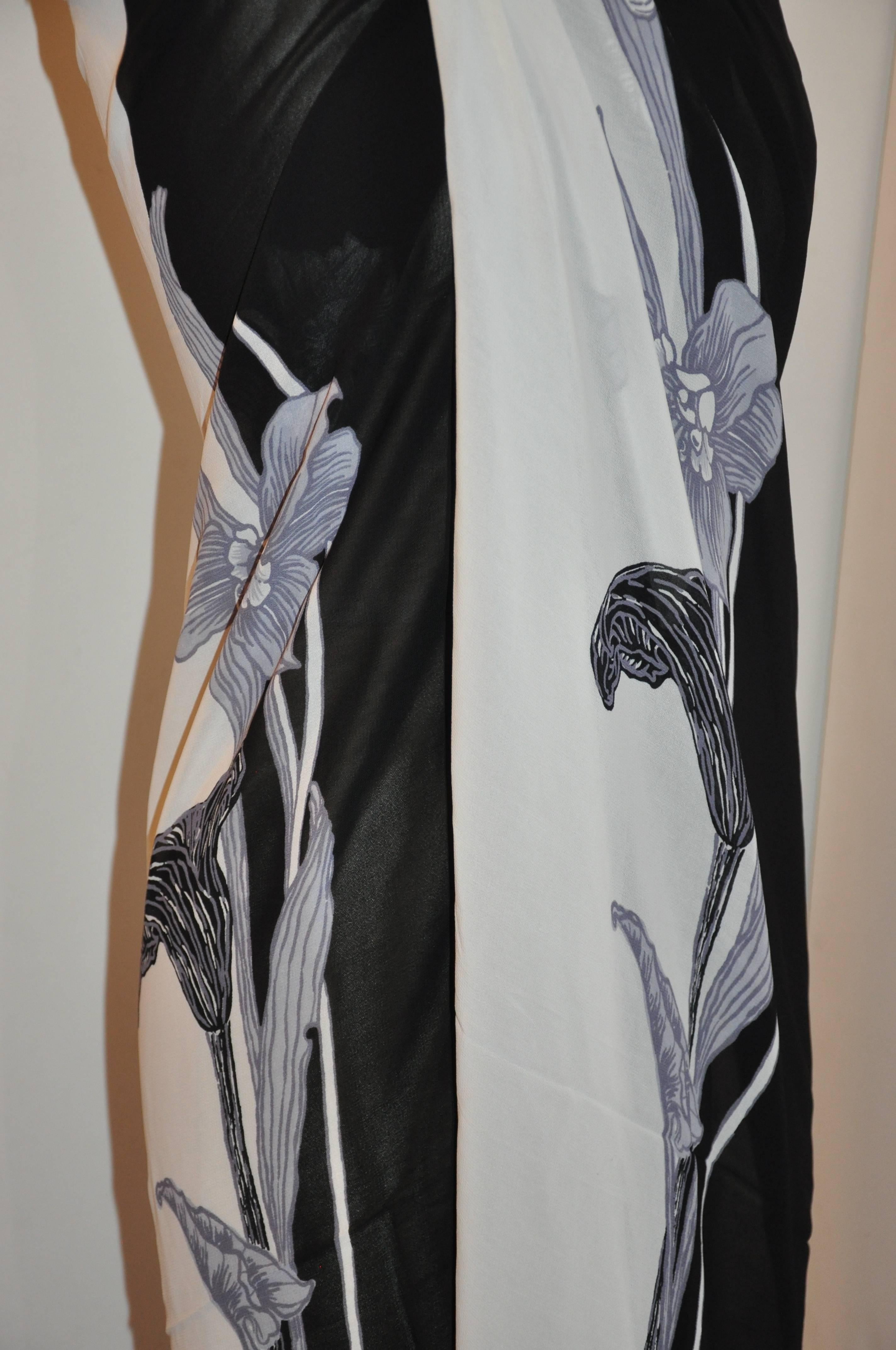 Oscar de la Renta Black & White Floral Wrap Lounge Skirt & Strapless Dress In Good Condition In New York, NY