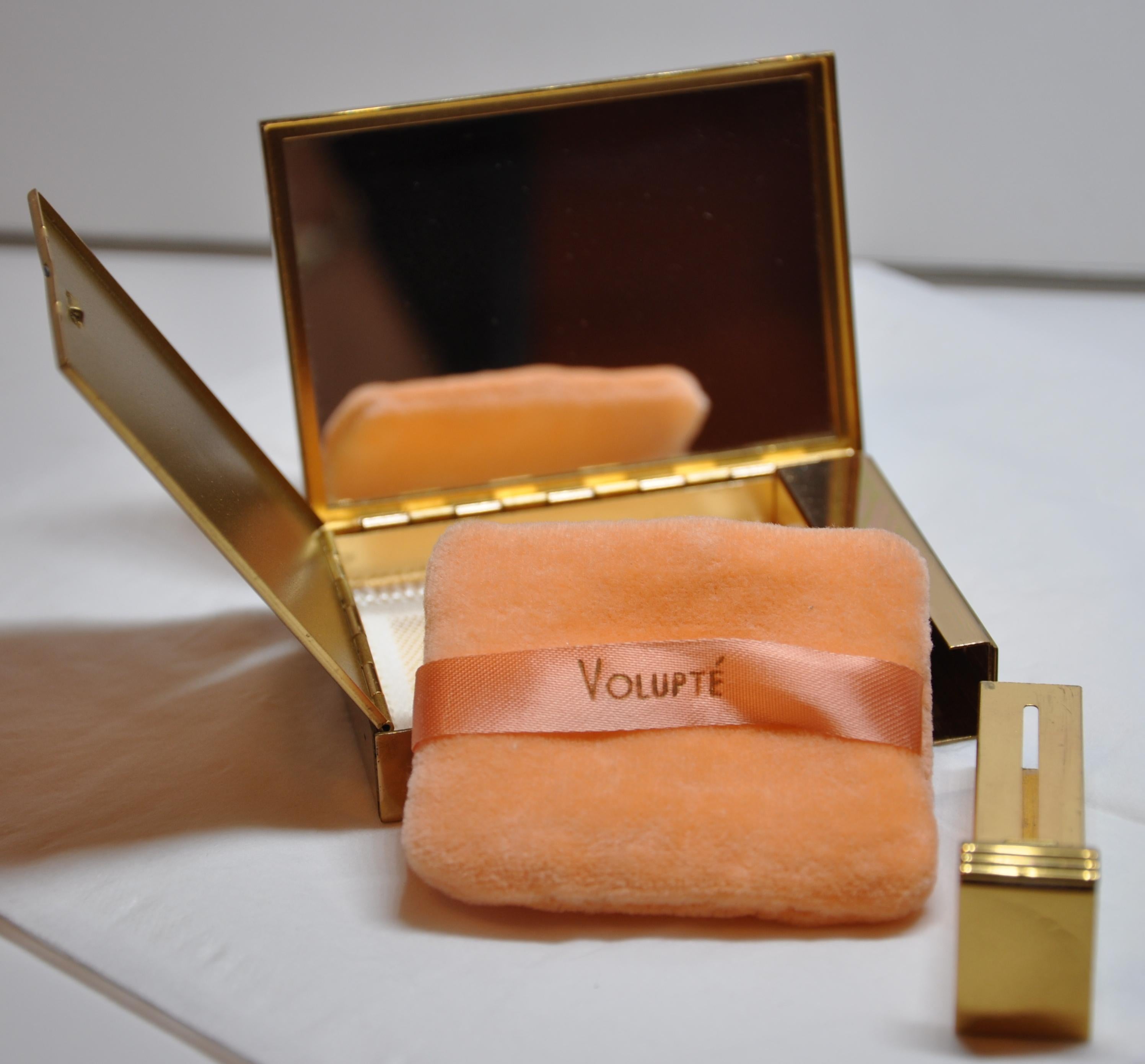 Volupte Polished Gold Hardware Complete Compact & Lipstick-In-One  In Good Condition In New York, NY