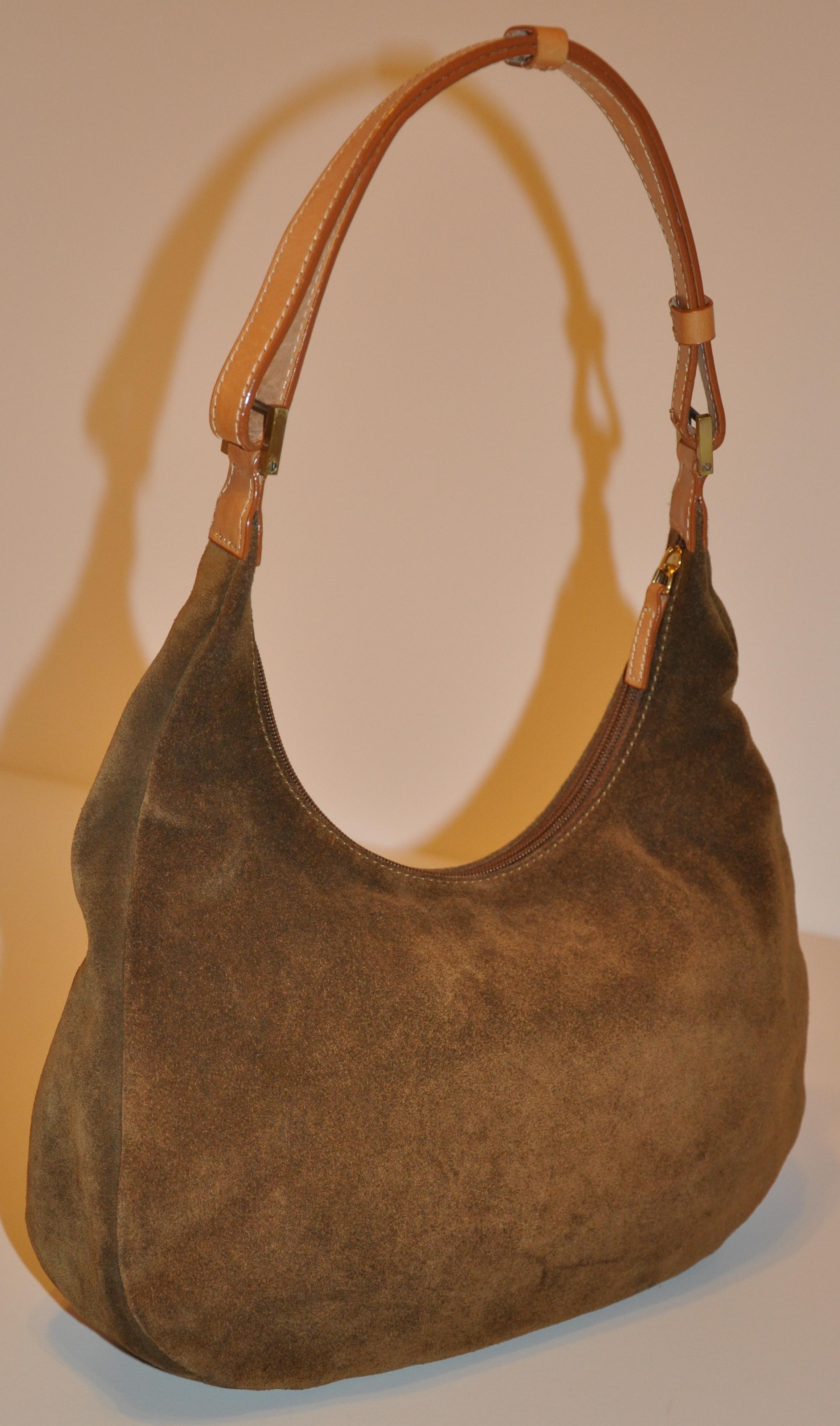 Brown Ferragamo Autumn Tan Lambskin Suede Shoulder Bag with Matching Wallet Ensemble For Sale