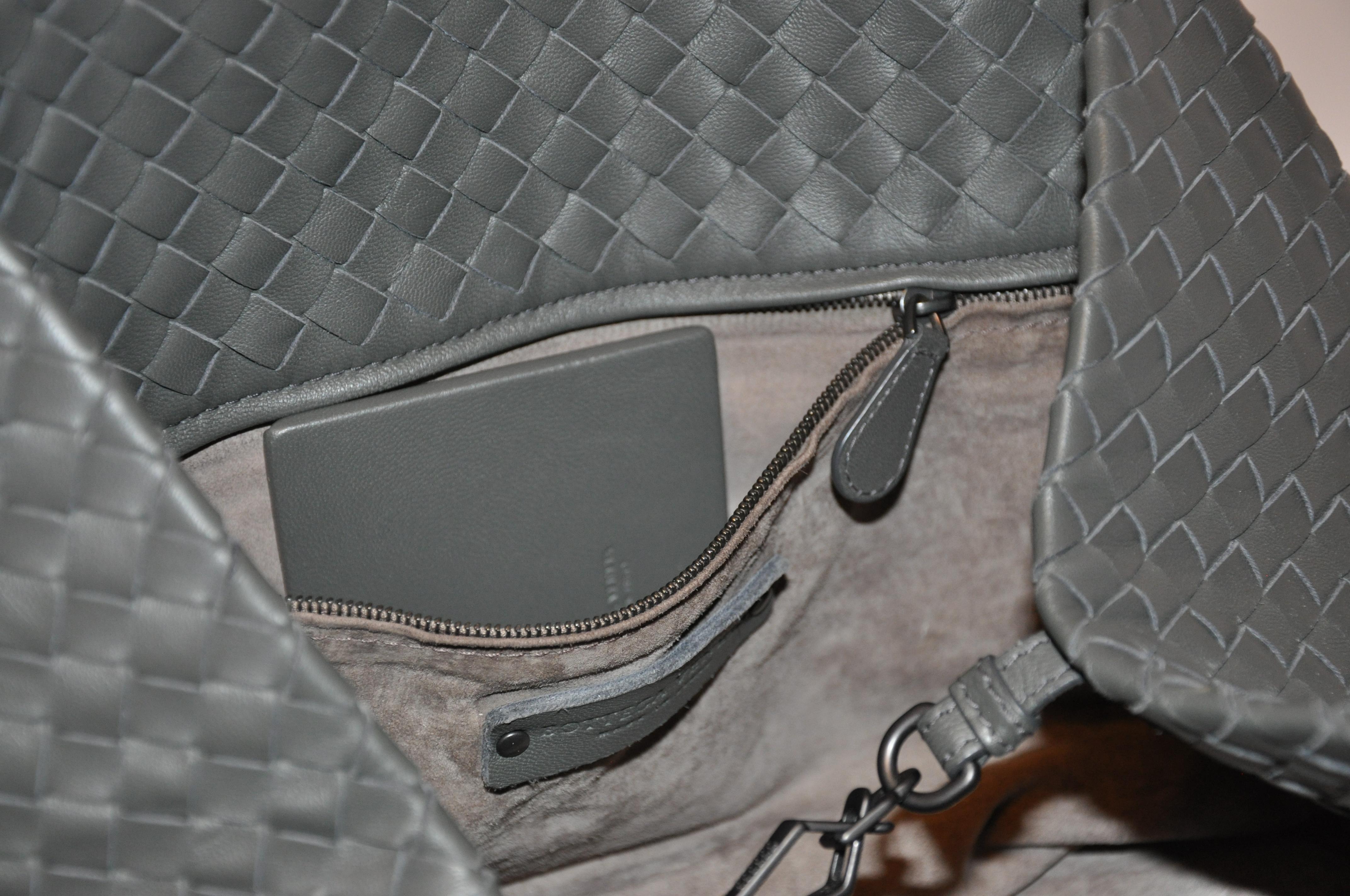 Gray Bottega Veneta Rich Lambskin Signature Taupe Woven Double-Handle Shoulder Bag For Sale