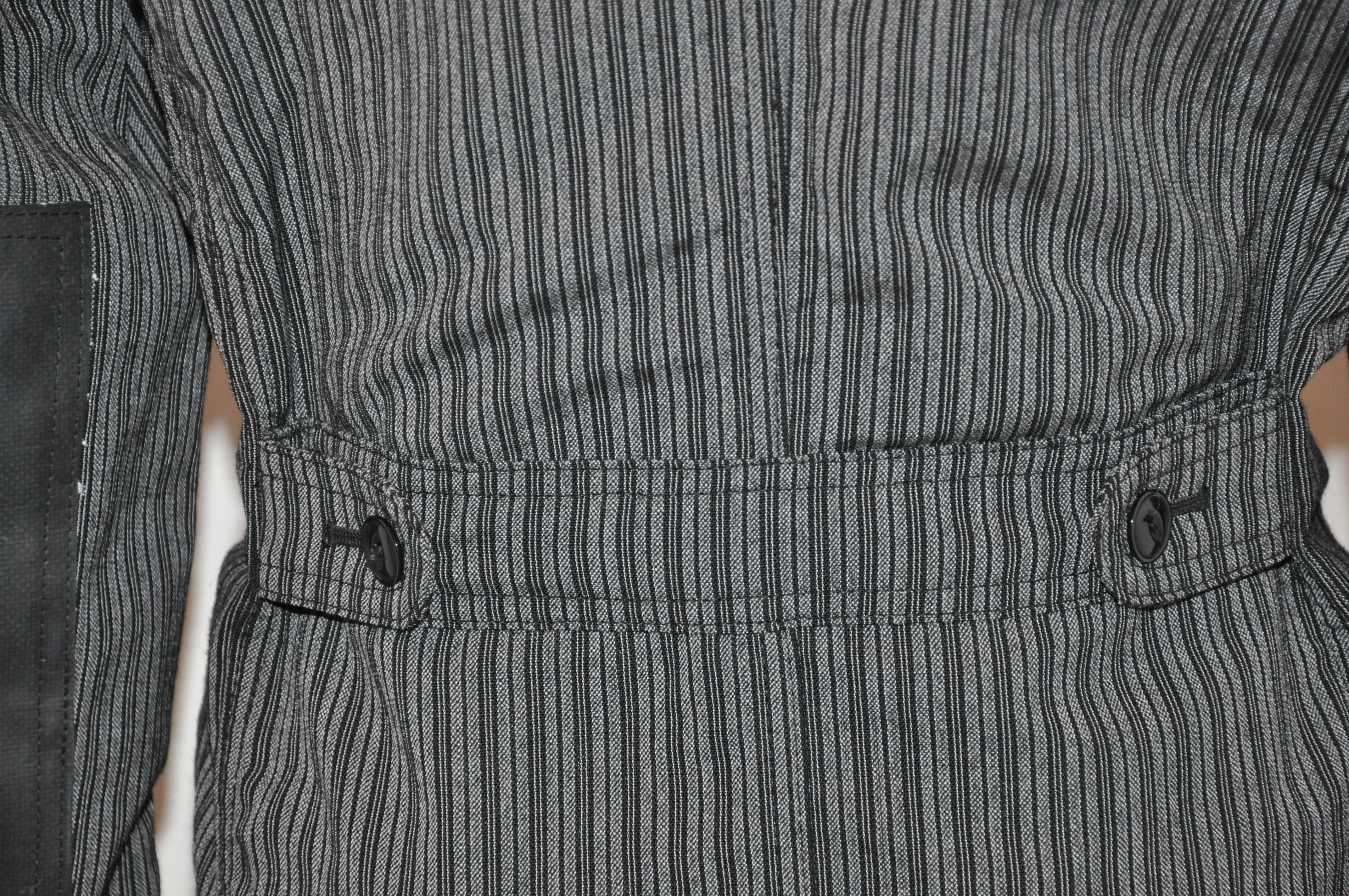 Junya Watanabe Comme des Garcons - Giacca decostruita a righe nere e carbone in vendita 4