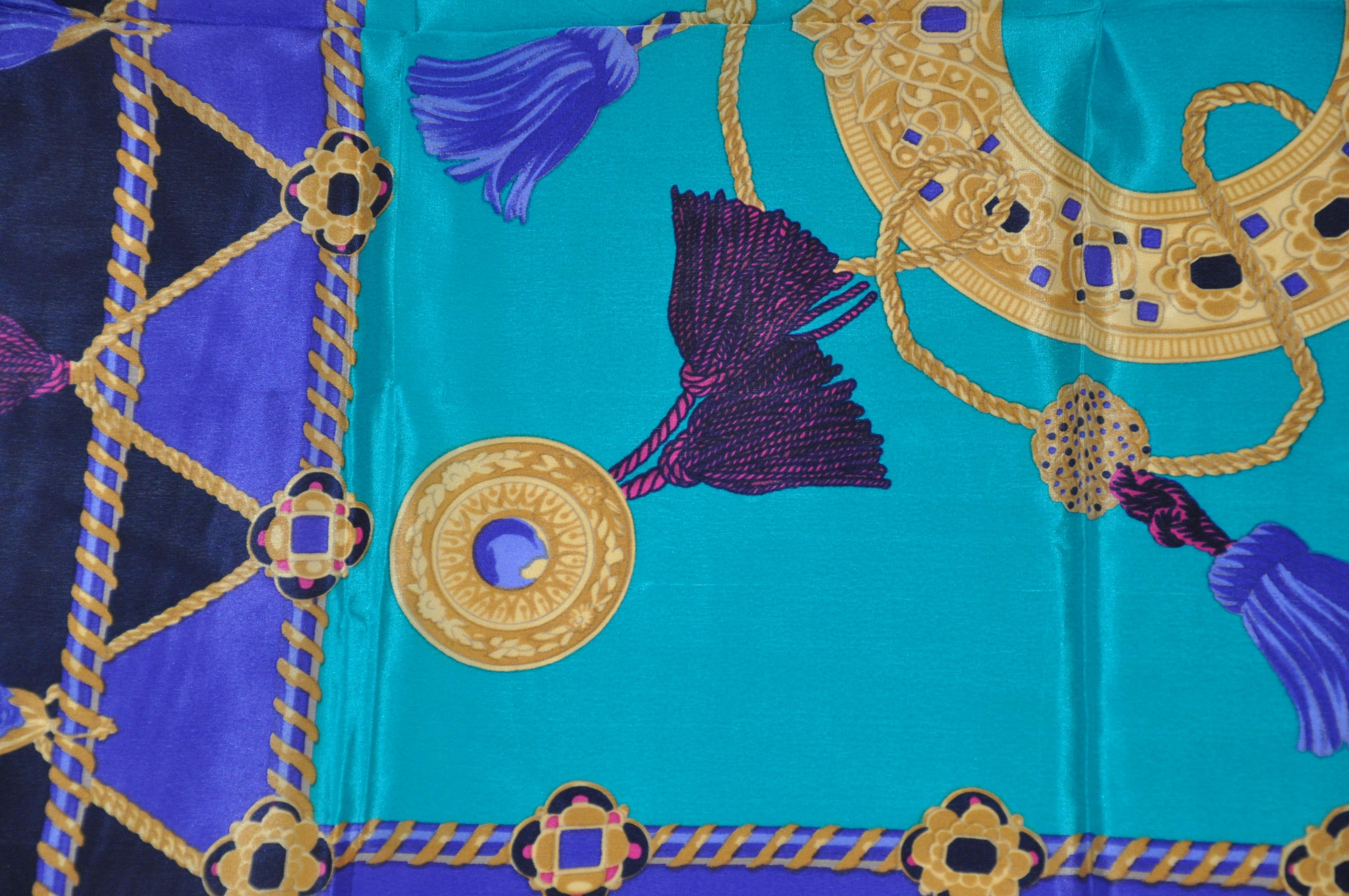 Liz Claiborne - Écharpe en soie multicolore « Bijoux avec franges multicolores » Bon état - En vente à New York, NY