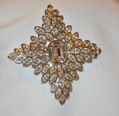 Kenneth Lane Beautiful Gilded Silver Hardware Multi-Tier "Leaves" Brooch