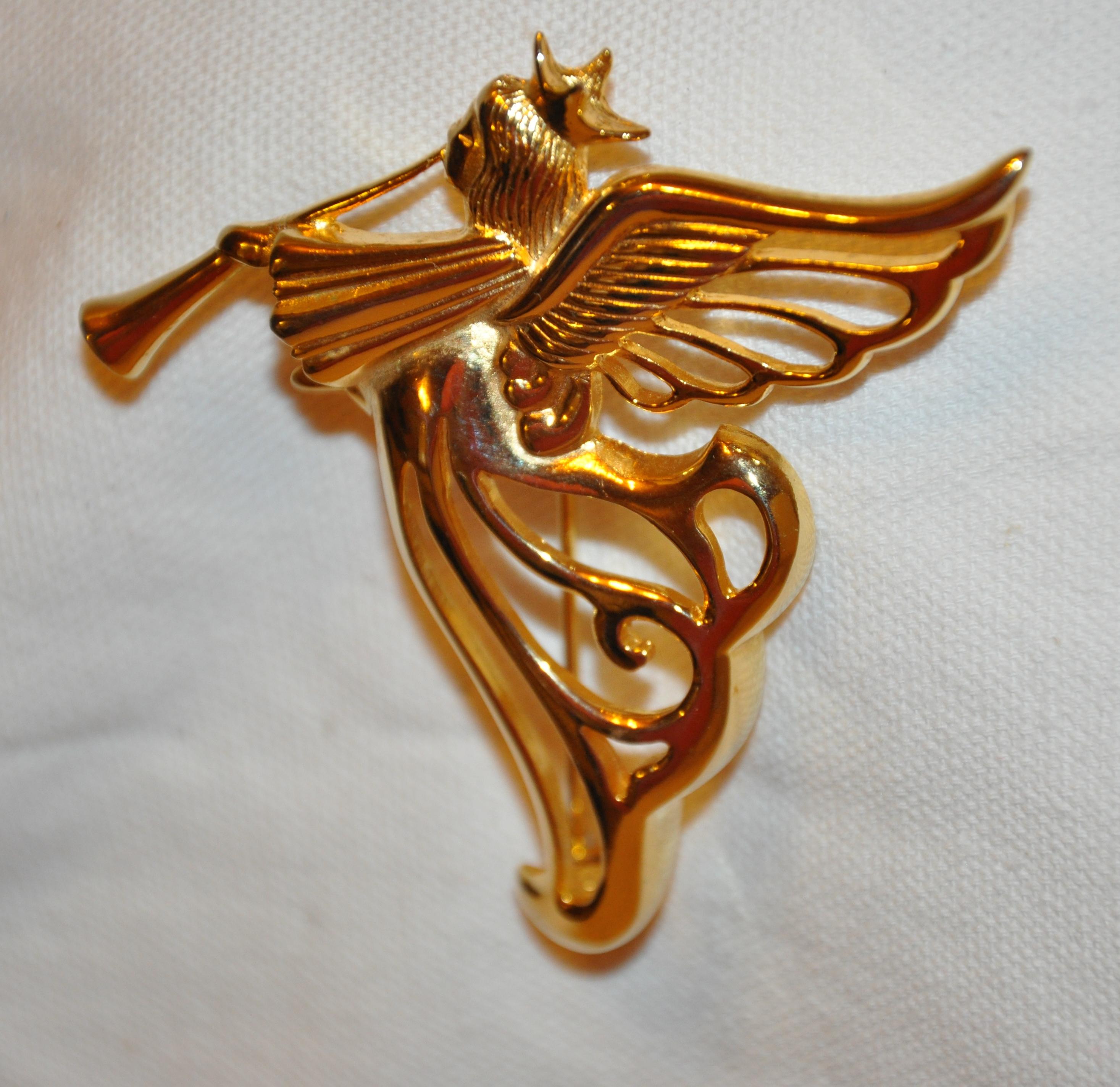 Baroque Givenchy Broche « Angel musical » en or vermeil avec quincaillerie dorée en vente