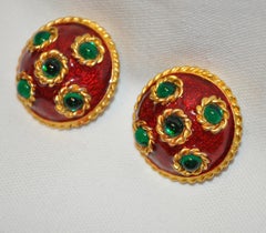 Yosca - Boucles d'oreilles en vermeil doré avec verre coulé et émail de couleur lie-de-vin