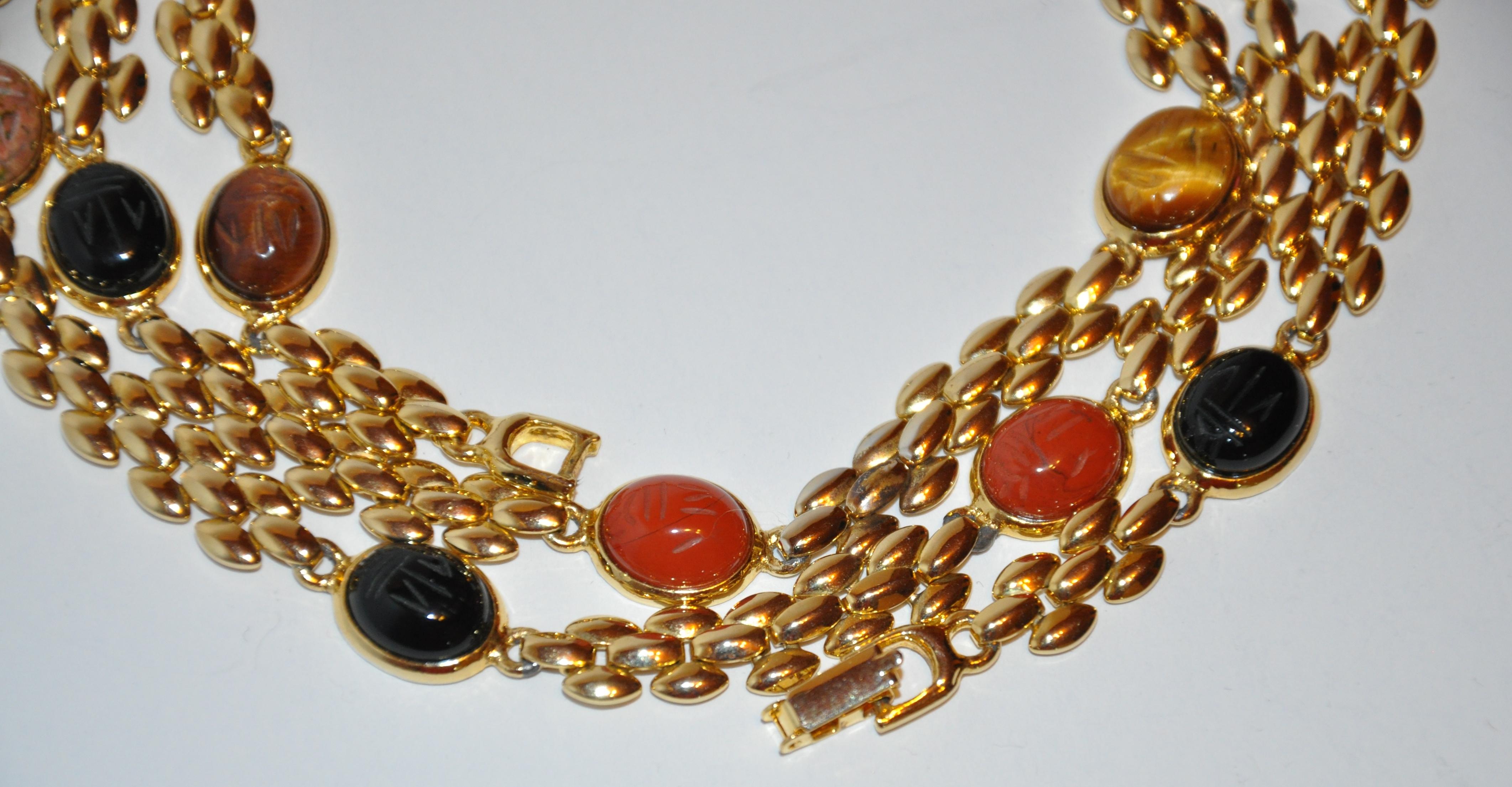 Vergoldete Halskette aus vergoldetem Gold mit Vermeil-Hardware und mehrfarbig geätztem Skarabäus (Barock) im Angebot