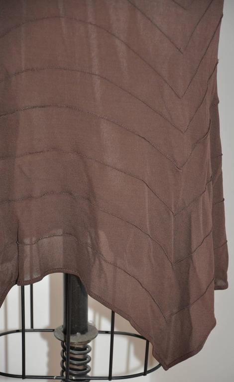 Yves Saint Laurent Coco Brown Form-Fitting Lined Jersey Dress For Sale ...
