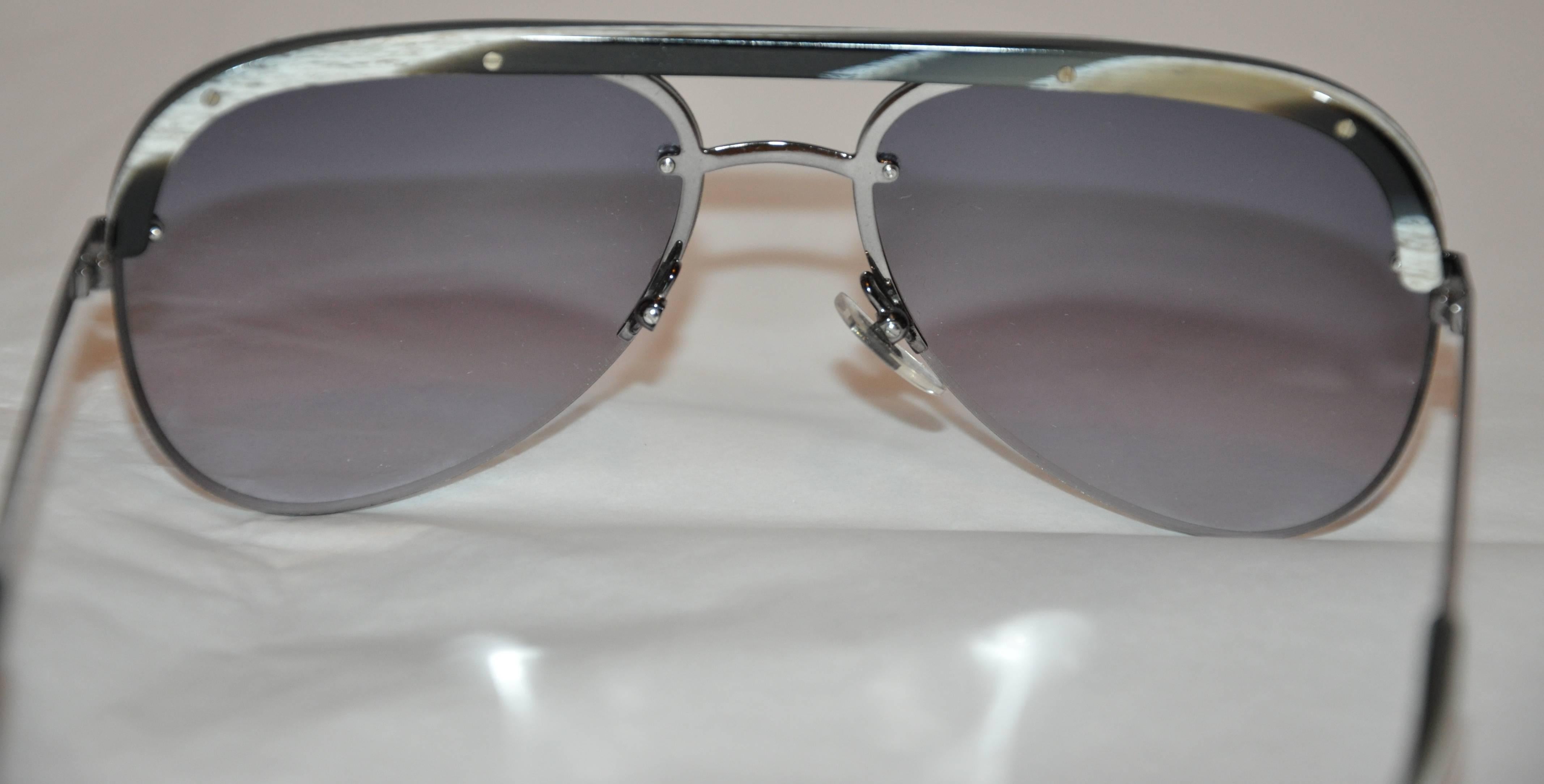 Gray Yves Saint Laurent Black & White Horn Accent with Black Hardware Sunglasses For Sale