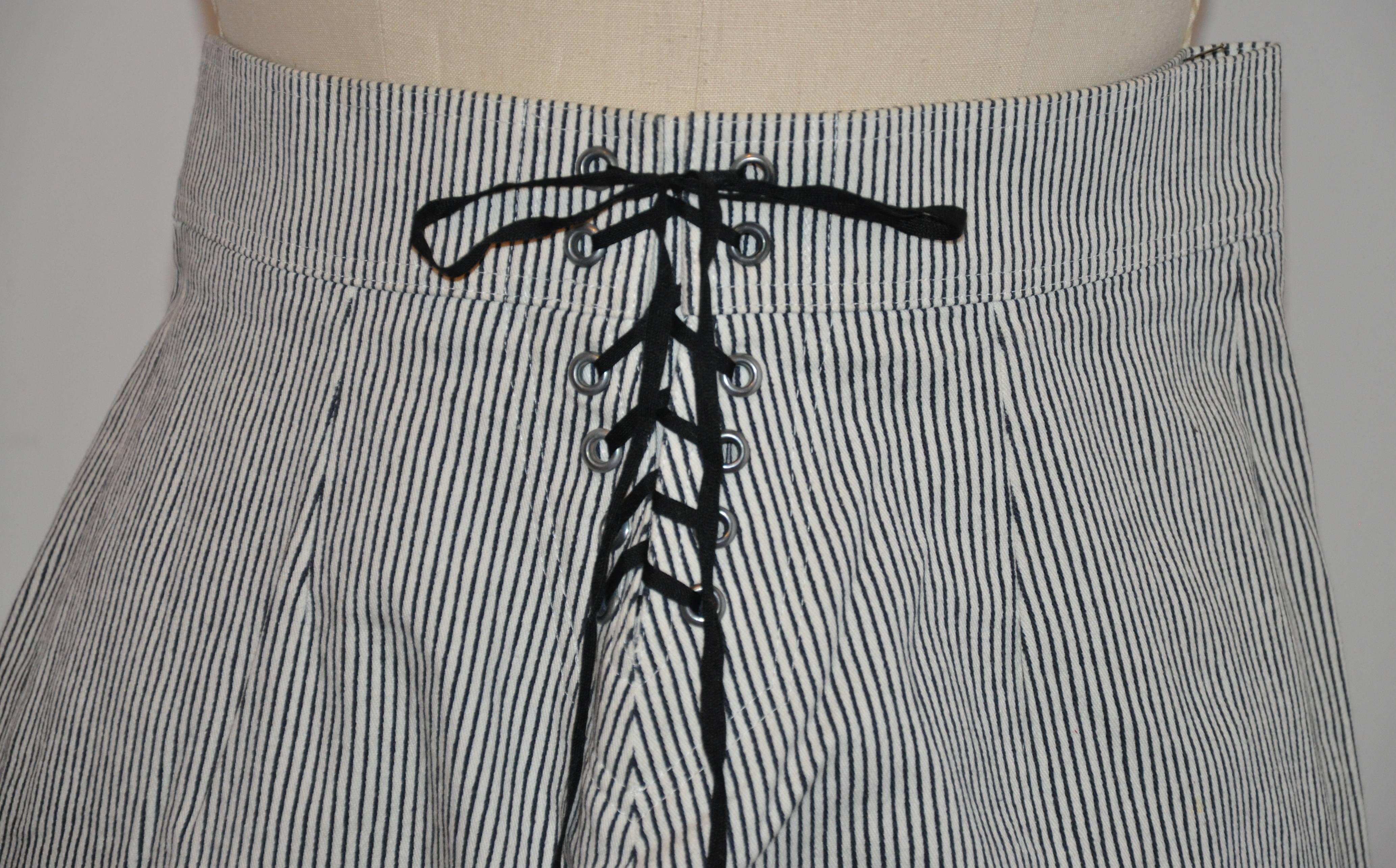 Ines de la Fressange Black & White Sailor-Style Trousers In Good Condition For Sale In New York, NY