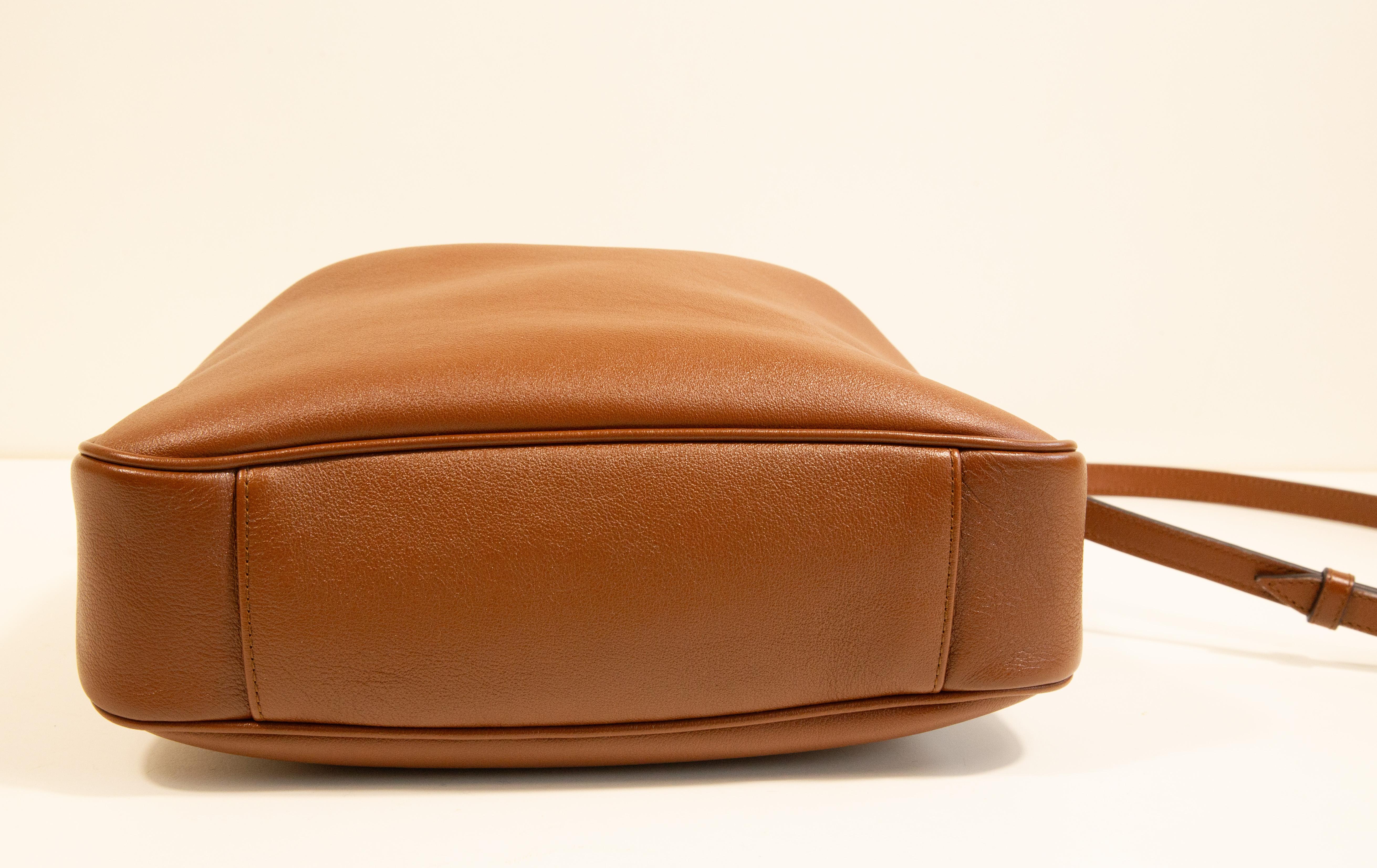 2020s Gucci Diana Medium Shoulder Bag Unisexe en vente